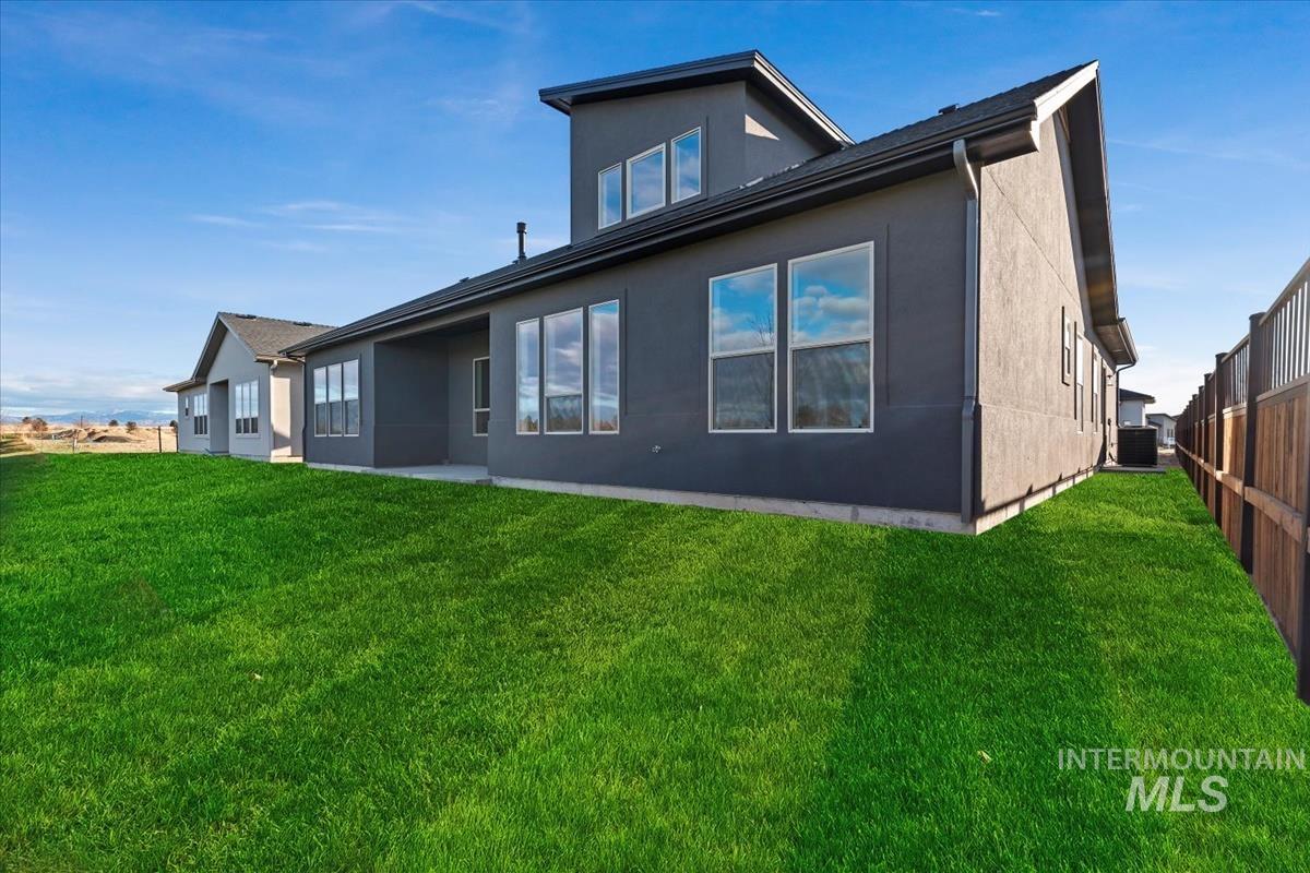 11281 S Corballis Ln, Kuna, Idaho 83634, 3 Bedrooms, 3 Bathrooms, Residential For Sale, Price $599,880,MLS 98966637