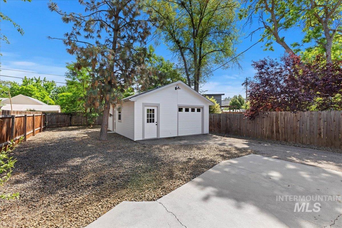 2719 W Woodlawn, Boise, Idaho 83702, 1 Bedroom, 1 Bathroom, Residential For Sale, Price $429,900,MLS 98966638