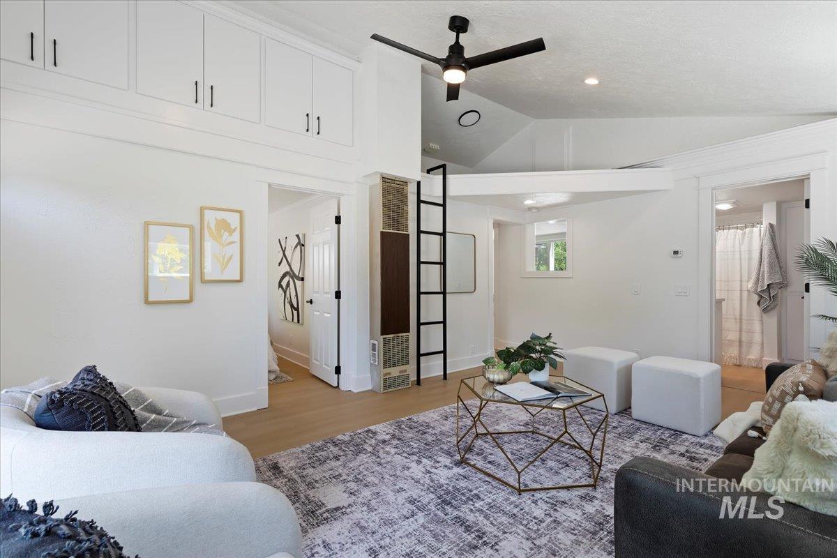 2719 W Woodlawn, Boise, Idaho 83702, 1 Bedroom, 1 Bathroom, Residential For Sale, Price $429,900,MLS 98966638