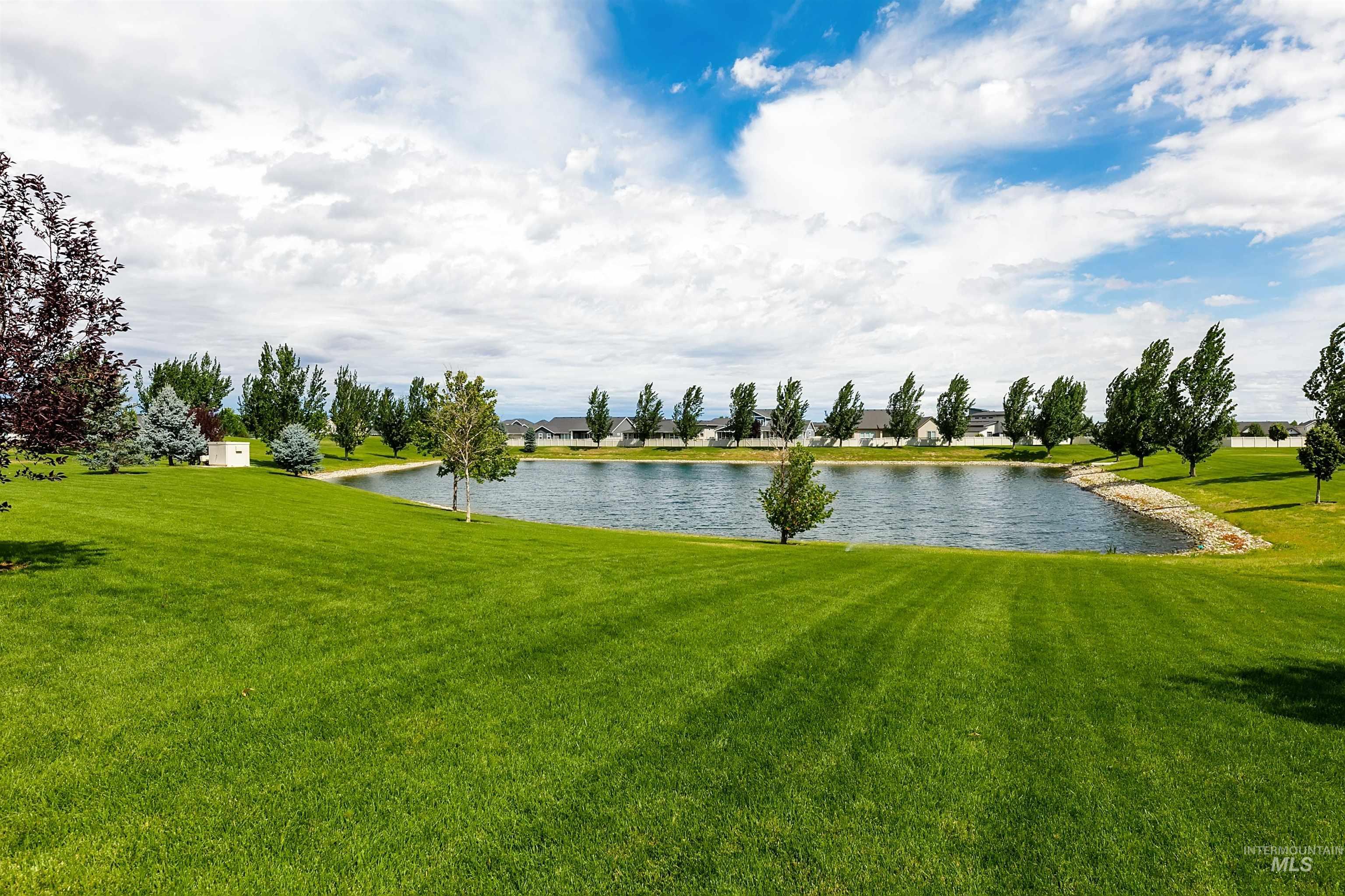 5463 N Exeter Way, Meridian, Idaho 83646, 5 Bedrooms, 2.5 Bathrooms, Residential For Sale, Price $760,000,MLS 98966640