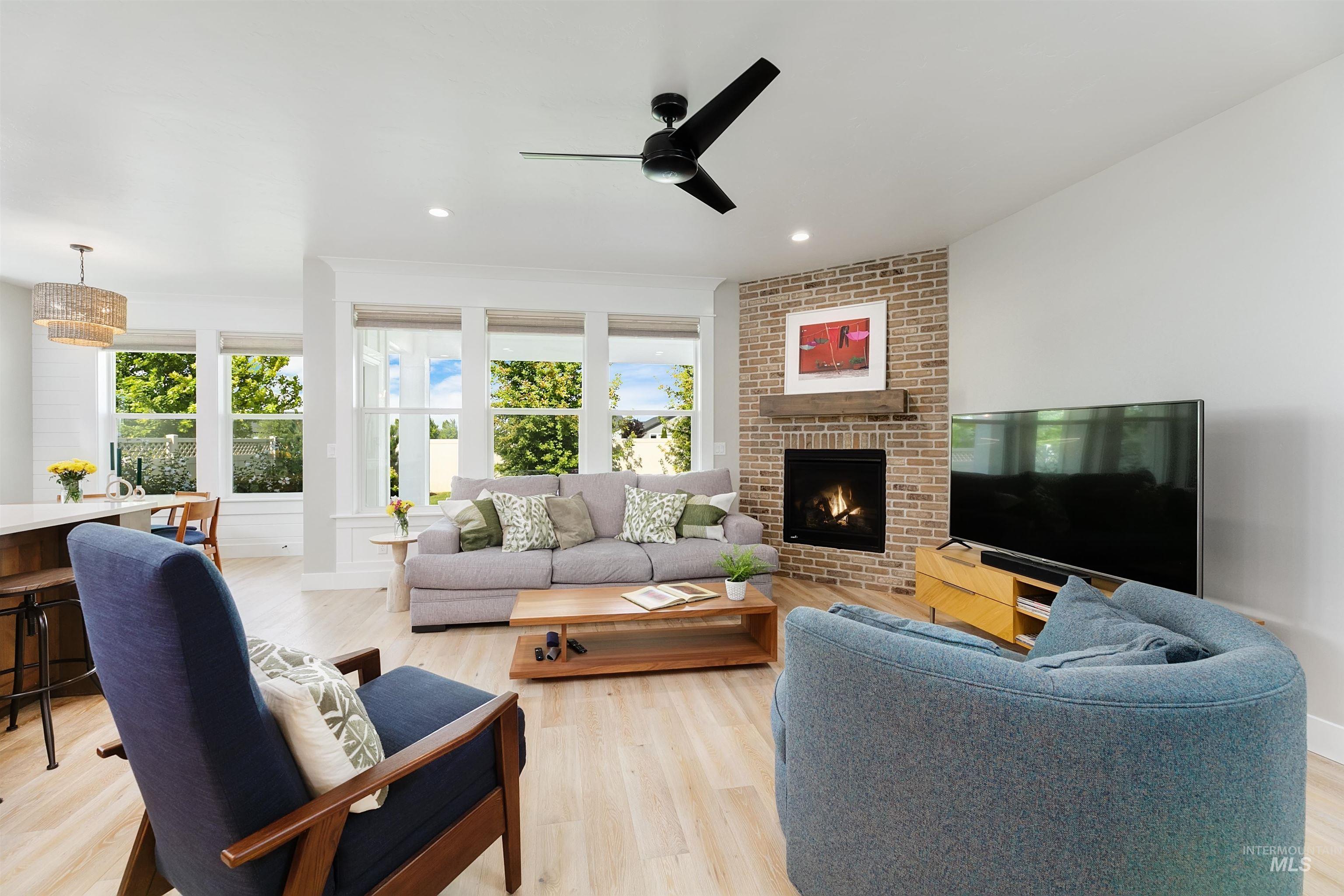 5463 N Exeter Way, Meridian, Idaho 83646, 5 Bedrooms, 2.5 Bathrooms, Residential For Sale, Price $760,000,MLS 98966640