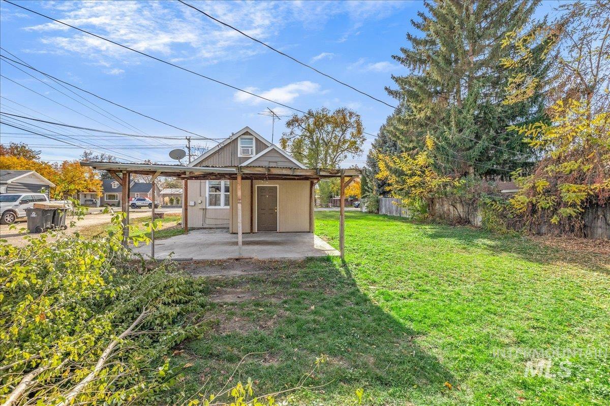 912 E Amity, Nampa, Idaho 83686, 3 Bedrooms, 1 Bathroom, Residential For Sale, Price $269,000,MLS 98966661