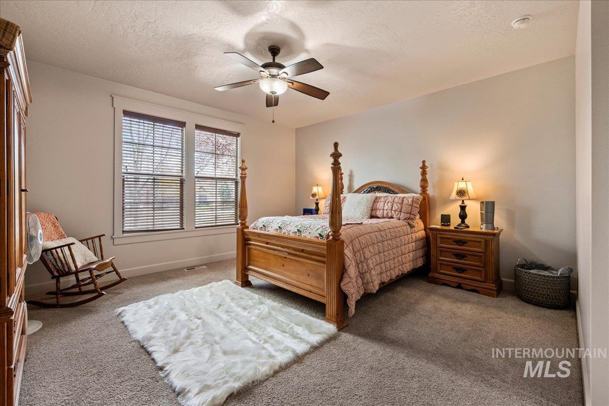 1063 W Hitchcock St, Meridian, Idaho 83646, 6 Bedrooms, 3.5 Bathrooms, Residential For Sale, Price $769,900,MLS 98966680