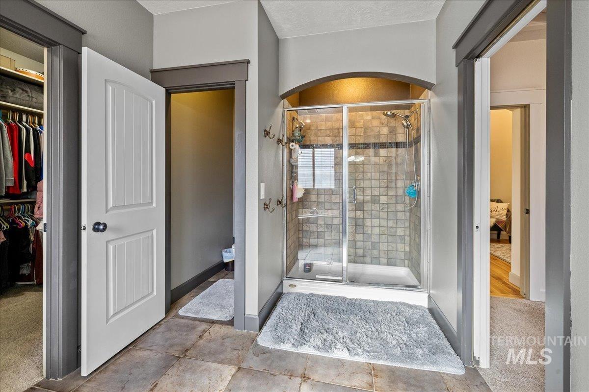 1063 W Hitchcock St, Meridian, Idaho 83646, 6 Bedrooms, 3.5 Bathrooms, Residential For Sale, Price $769,900,MLS 98966680