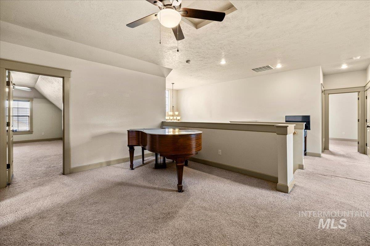 1063 W Hitchcock St, Meridian, Idaho 83646, 6 Bedrooms, 3.5 Bathrooms, Residential For Sale, Price $769,900,MLS 98966680