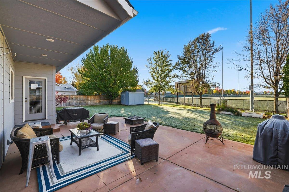 1063 W Hitchcock St, Meridian, Idaho 83646, 6 Bedrooms, 3.5 Bathrooms, Residential For Sale, Price $769,900,MLS 98966680