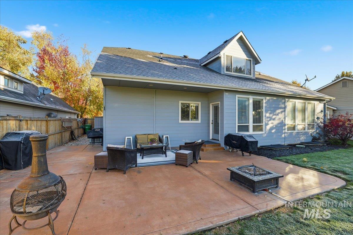 1063 W Hitchcock St, Meridian, Idaho 83646, 6 Bedrooms, 3.5 Bathrooms, Residential For Sale, Price $769,900,MLS 98966680