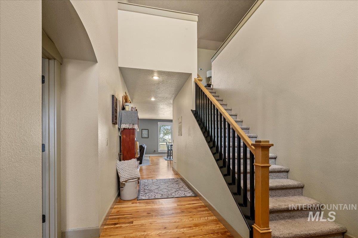 1063 W Hitchcock St, Meridian, Idaho 83646, 6 Bedrooms, 3.5 Bathrooms, Residential For Sale, Price $769,900,MLS 98966680