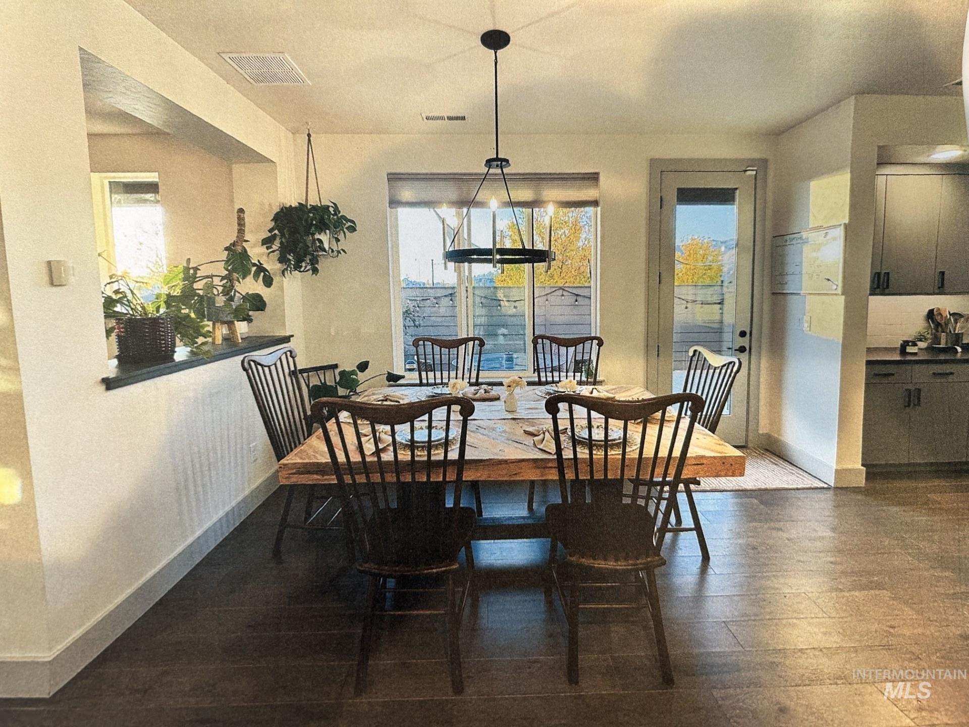 4210 E Parkcenter Boulevard, Boise, Idaho 83716, 3 Bedrooms, 3.5 Bathrooms, Residential For Sale, Price $697,900,MLS 98966688