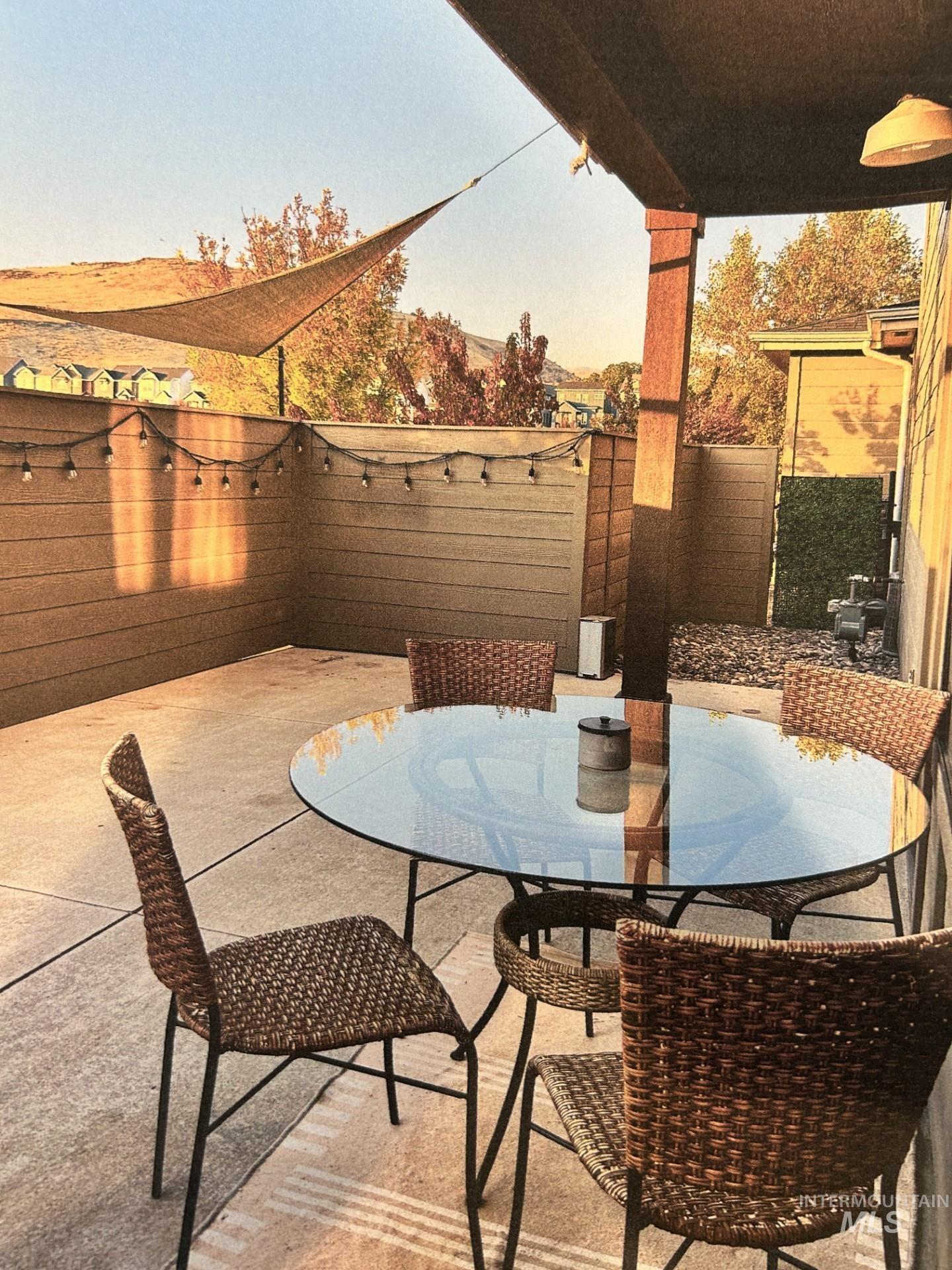 4210 E Parkcenter Boulevard, Boise, Idaho 83716, 3 Bedrooms, 3.5 Bathrooms, Residential For Sale, Price $697,900,MLS 98966688