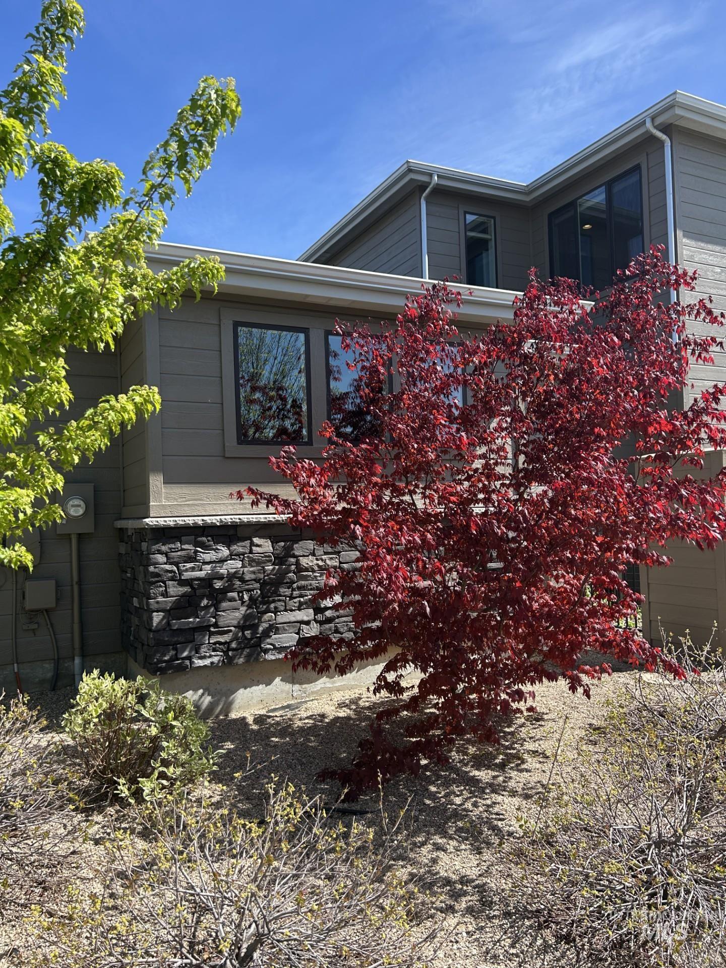 4210 E Parkcenter Boulevard, Boise, Idaho 83716, 3 Bedrooms, 3.5 Bathrooms, Residential For Sale, Price $674,990, 98966688