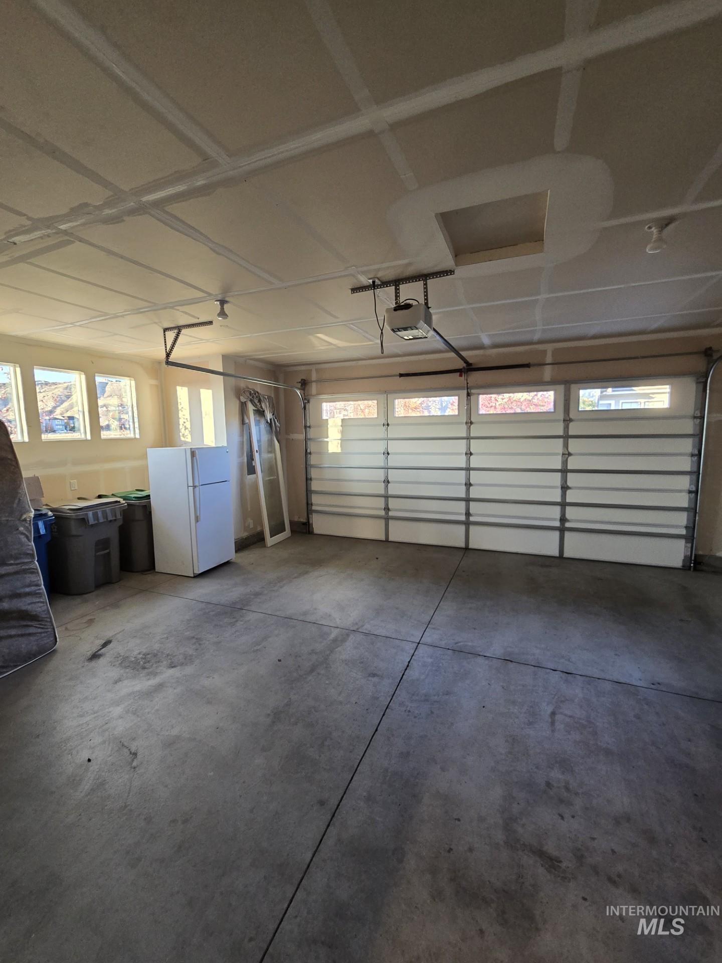 4210 E Parkcenter Boulevard, Boise, Idaho 83716, 3 Bedrooms, 3.5 Bathrooms, Residential For Sale, Price $697,900,MLS 98966688