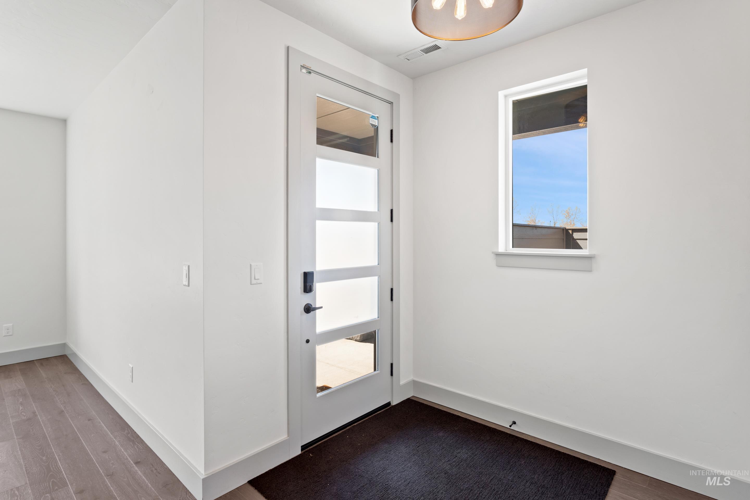 4210 E Parkcenter Boulevard, Boise, Idaho 83716, 3 Bedrooms, 3.5 Bathrooms, Residential For Sale, Price $674,990, 98966688