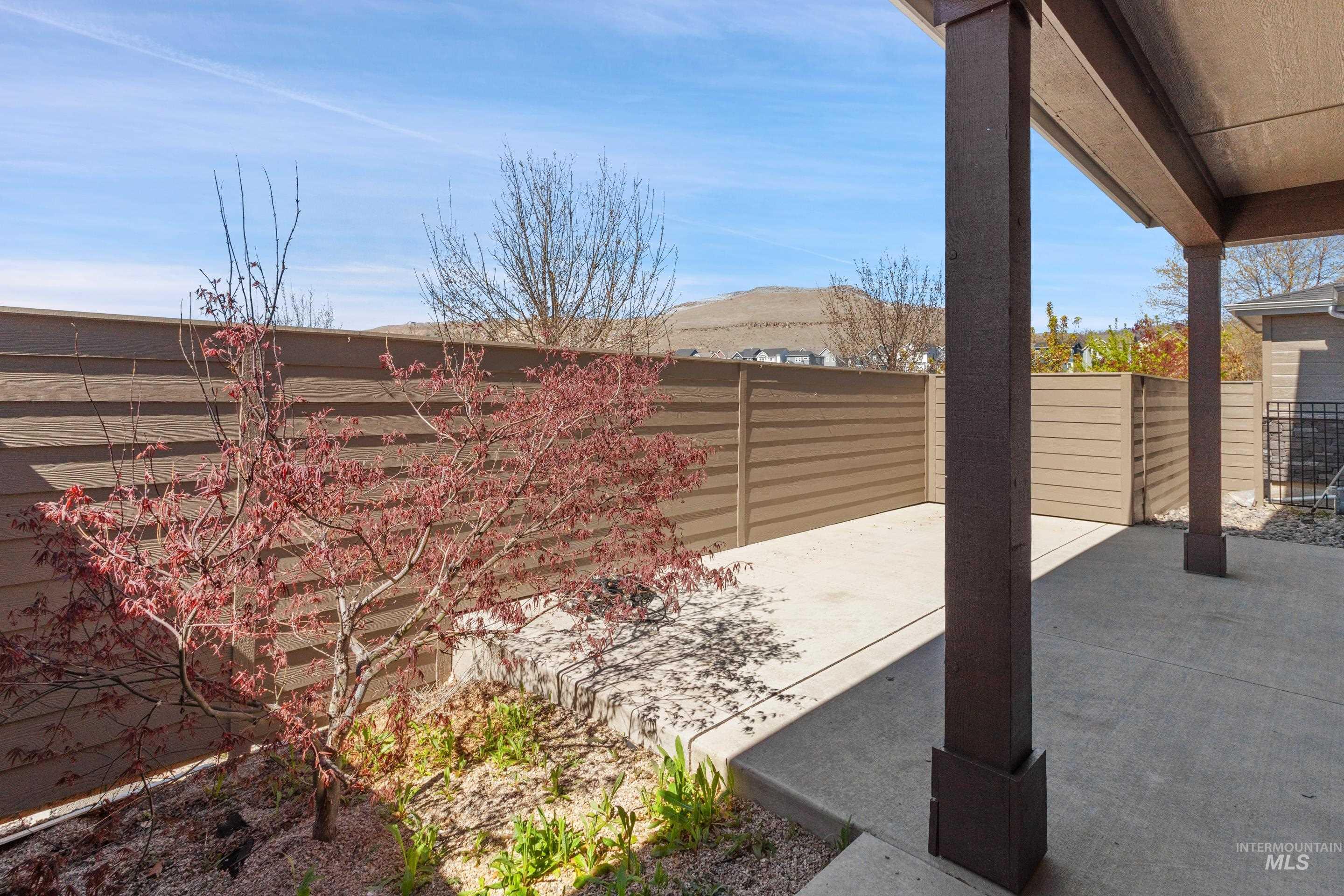 4210 E Parkcenter Boulevard, Boise, Idaho 83716, 3 Bedrooms, 3.5 Bathrooms, Residential For Sale, Price $674,990, 98966688