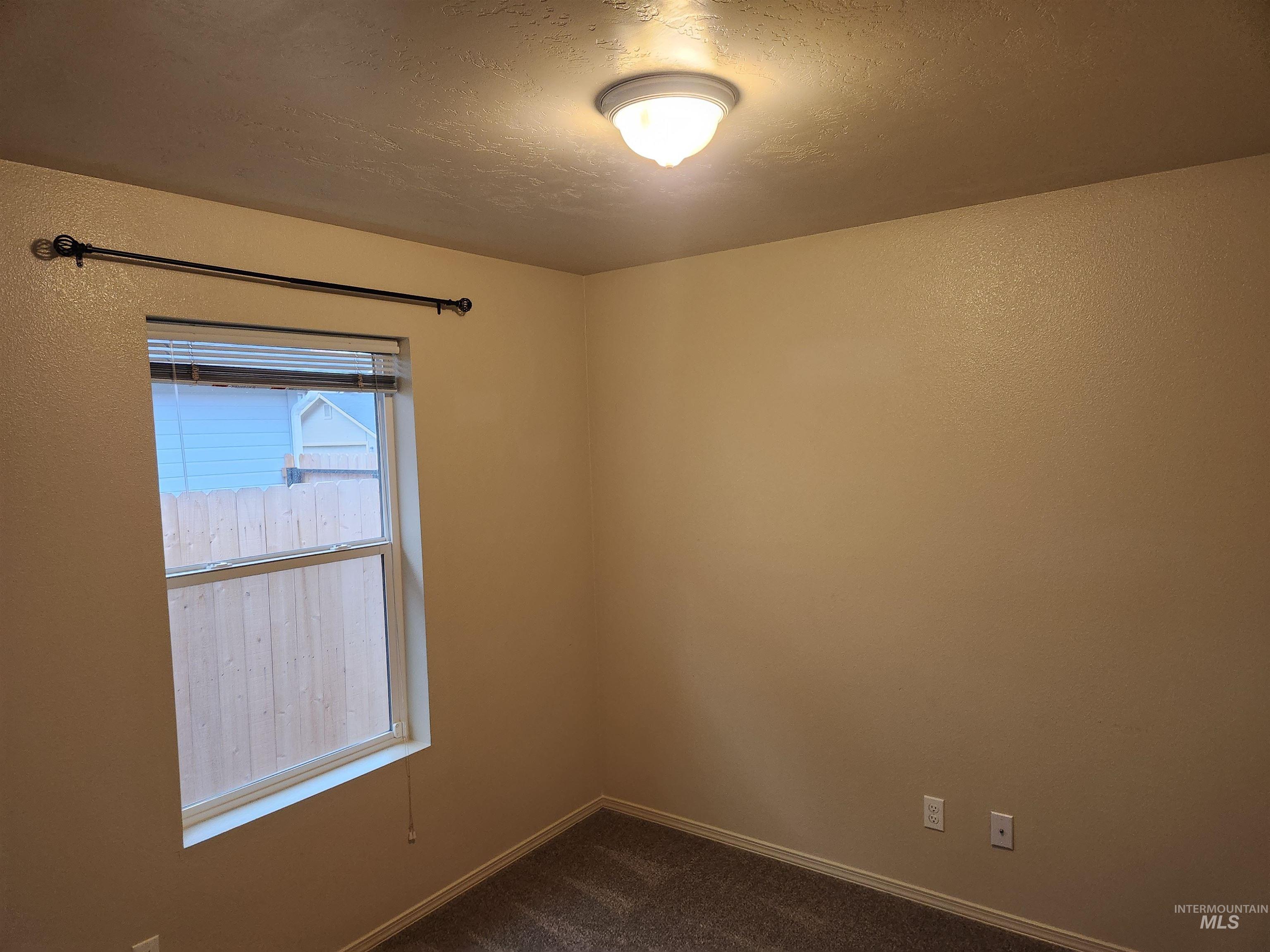 9962 W Rustica, Boise, Idaho 83709, 3 Bedrooms, 2 Bathrooms, Residential For Sale, Price $379,900,MLS 98966691