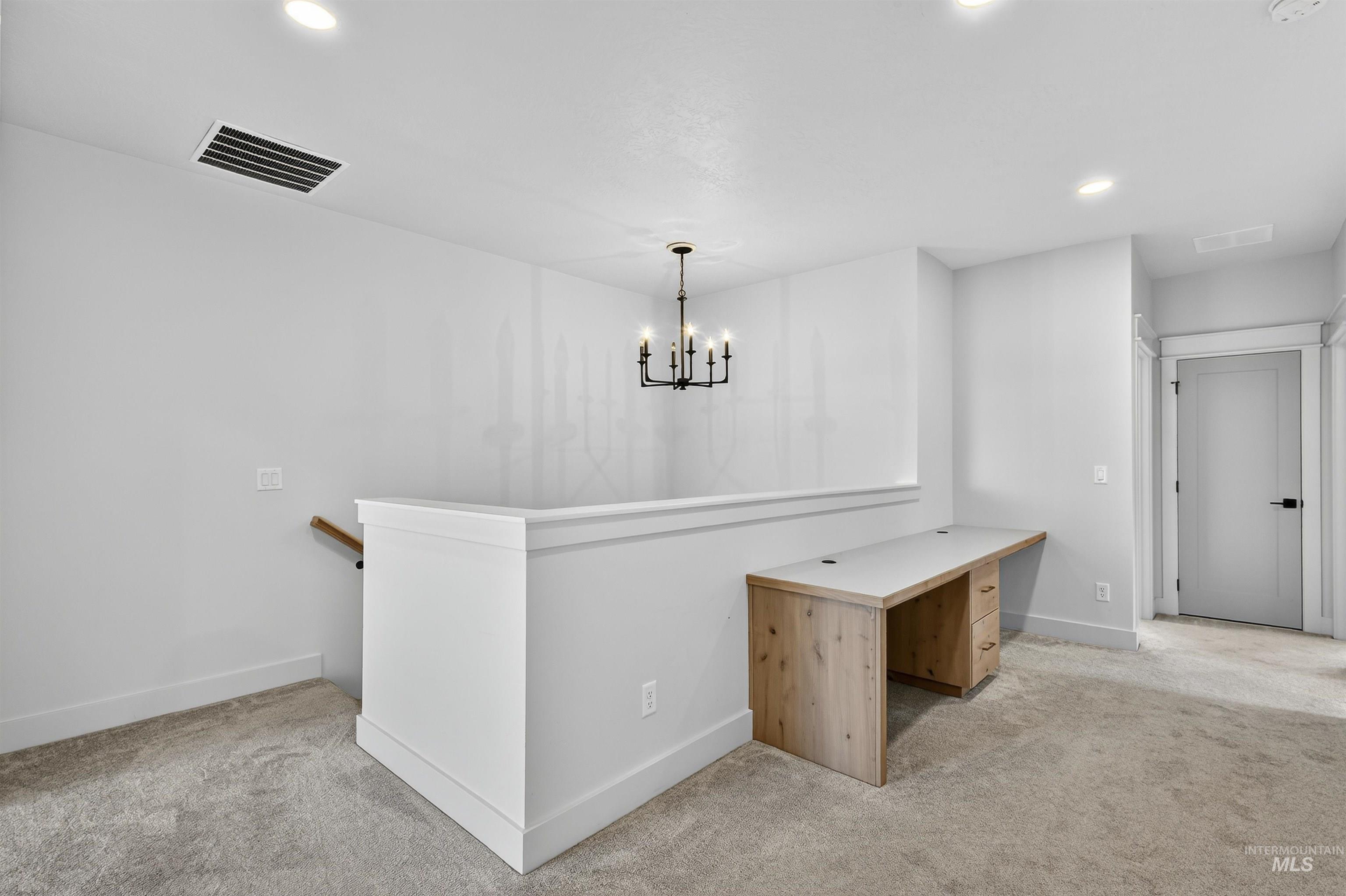 6839 N Willowside Ave, Meridian, Idaho 83646, 6 Bedrooms, 3.5 Bathrooms, Residential For Sale, Price $980,000,MLS 98966699