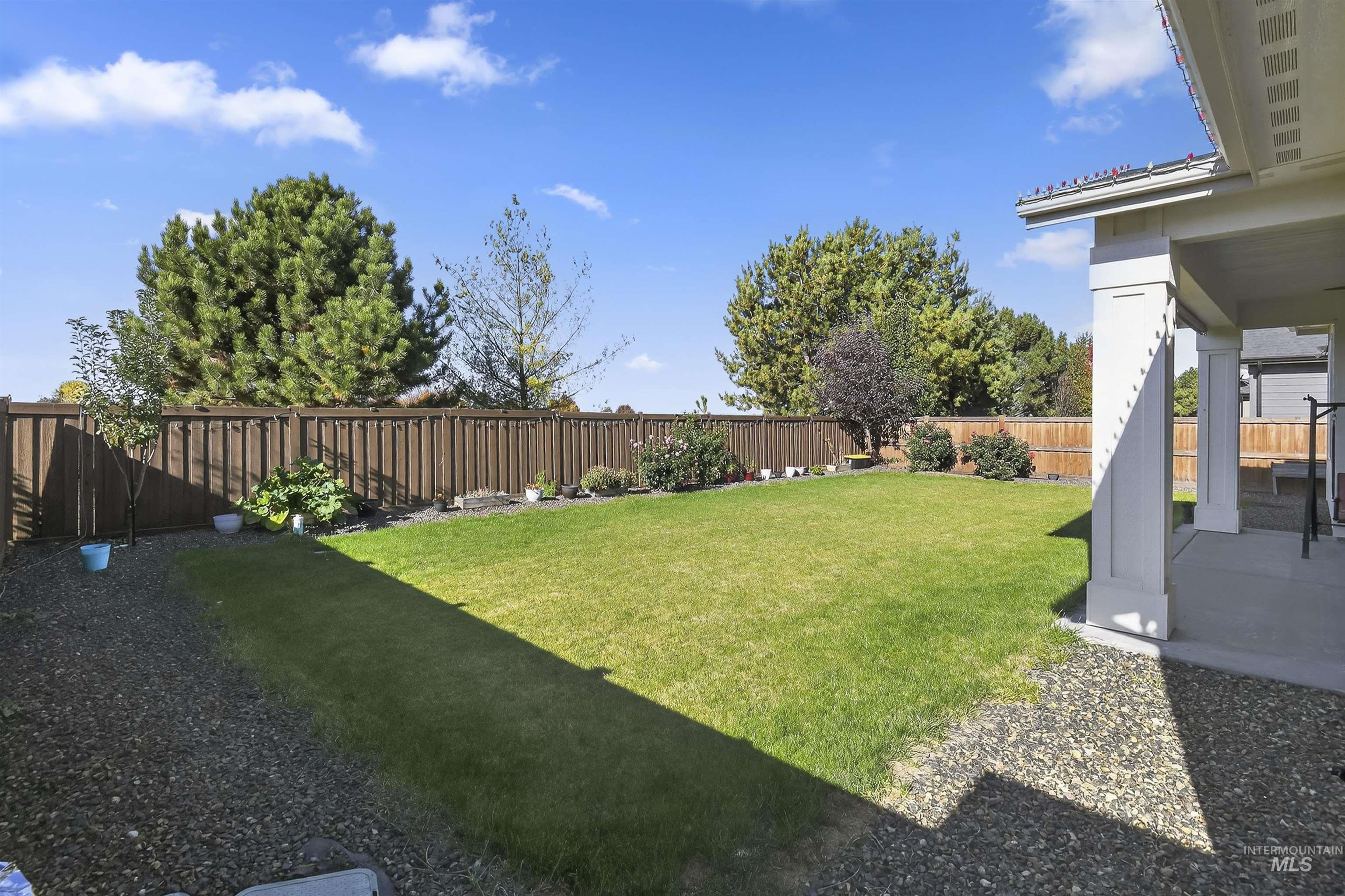 6839 N Willowside Ave, Meridian, Idaho 83646, 6 Bedrooms, 3.5 Bathrooms, Residential For Sale, Price $980,000,MLS 98966699