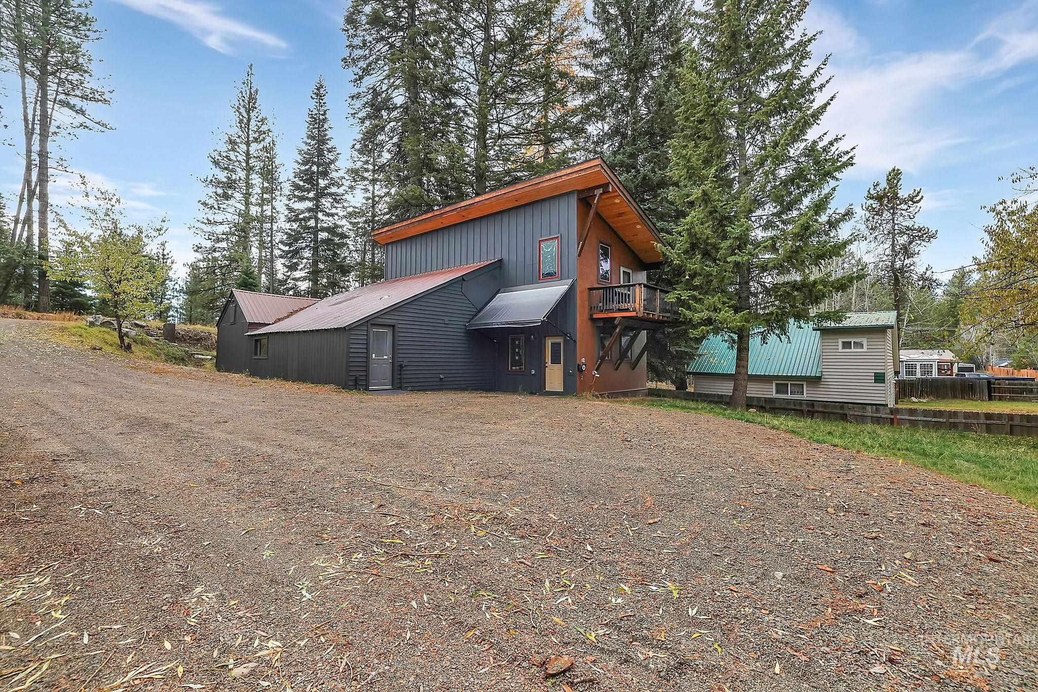 715 Spruce Street, McCall, Idaho 83638, 2 Bedrooms, 2 Bathrooms, Residential For Sale, Price $579,000,MLS 98966706