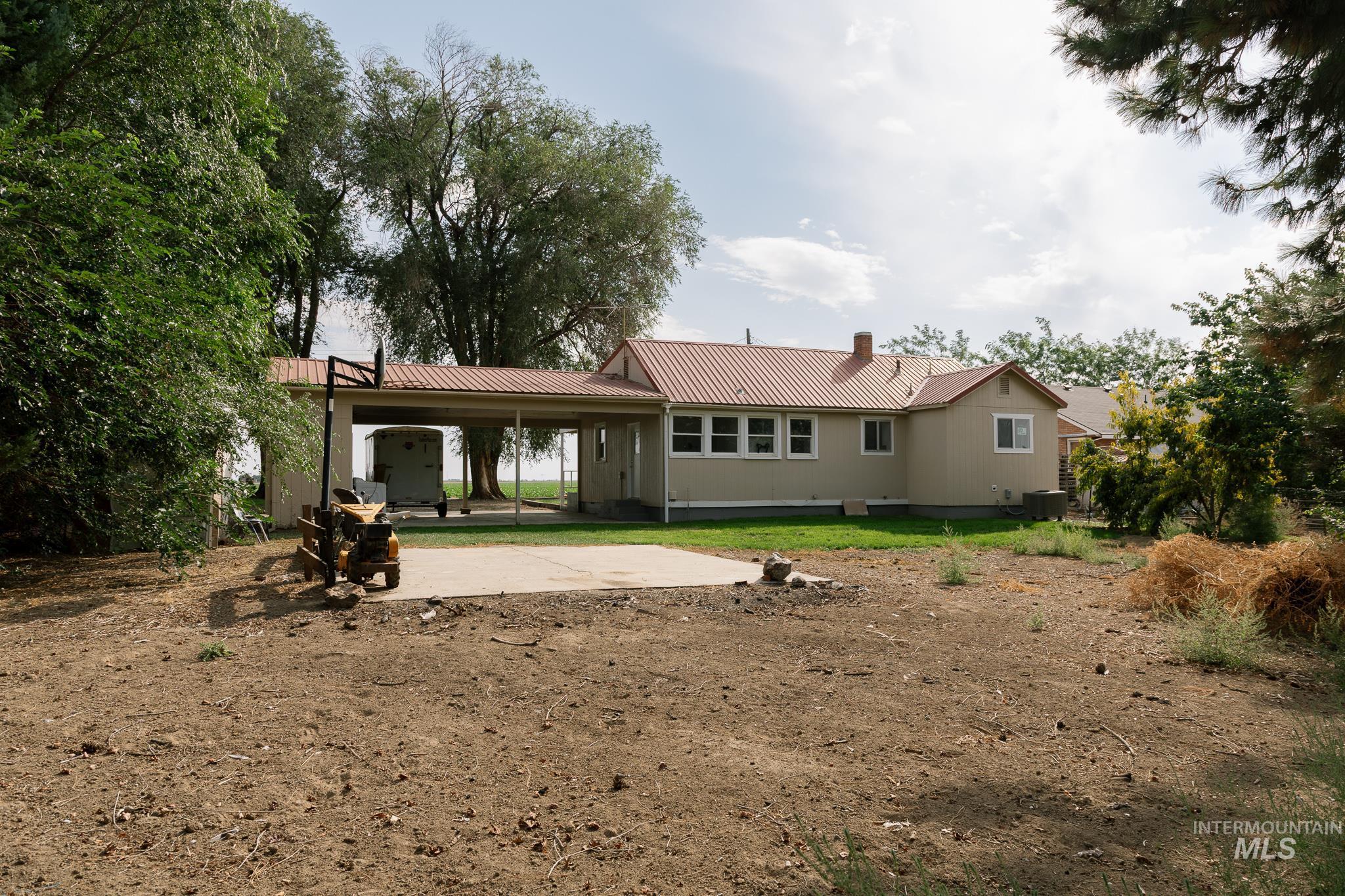 2150 Park Ave, Nyssa, Oregon 97913, 3 Bedrooms, 1.5 Bathrooms, Residential For Sale, Price $299,999,MLS 98966707