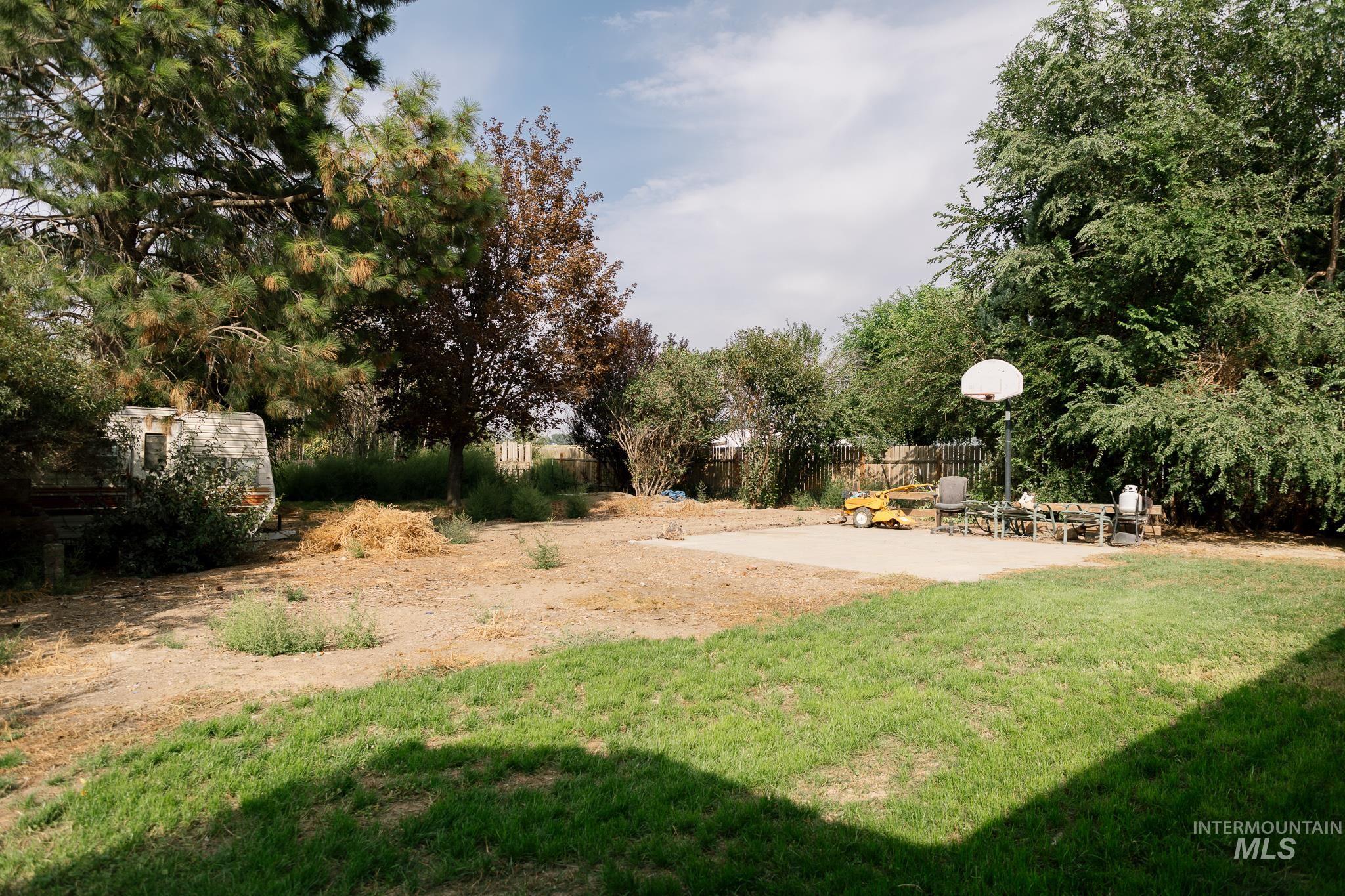 2150 Park Ave, Nyssa, Oregon 97913, 3 Bedrooms, 1.5 Bathrooms, Residential For Sale, Price $299,999,MLS 98966707