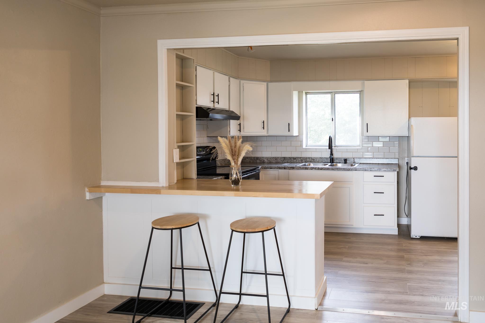 2150 Park Ave, Nyssa, Oregon 97913, 3 Bedrooms, 1.5 Bathrooms, Residential For Sale, Price $299,999,MLS 98966707