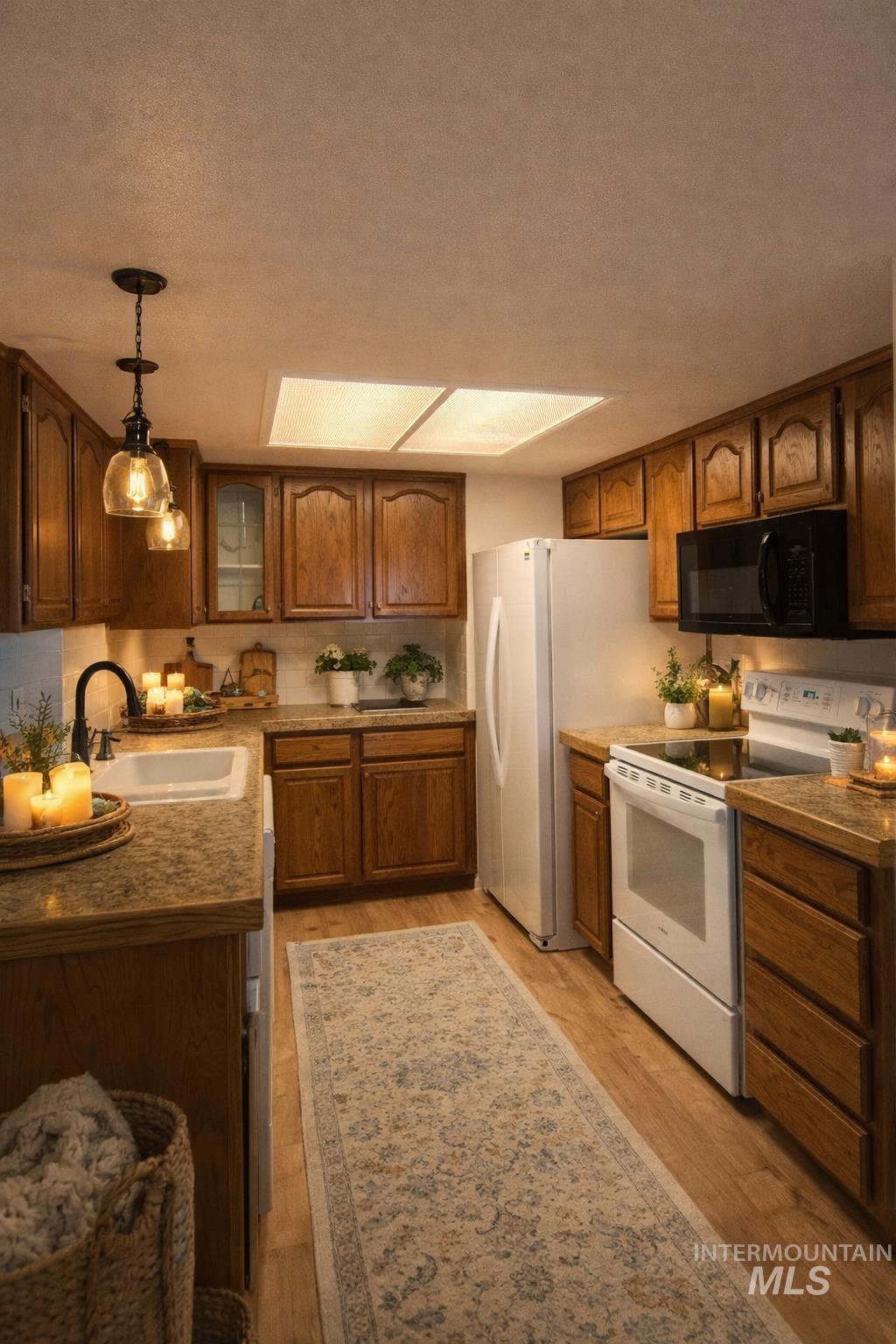 129 Country Lane Loop, Payette, Idaho 83661-9999, 2 Bedrooms, 2 Bathrooms, Residential For Sale, Price $299,900,MLS 98966711