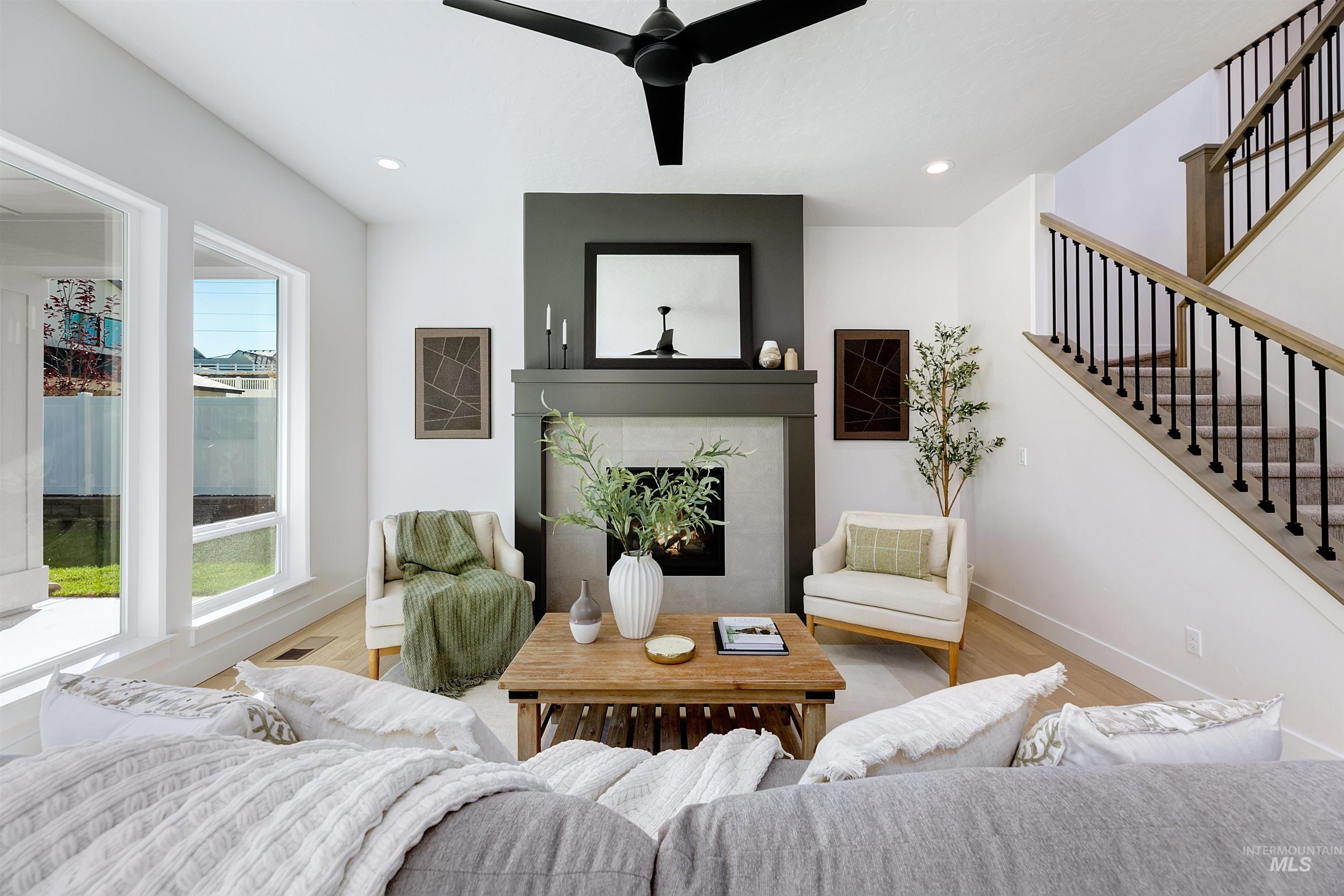 13900 N Ermine Ave, Boise, Idaho 83714, 4 Bedrooms, 3.5 Bathrooms, Residential For Sale, Price $895,092,MLS 98966719