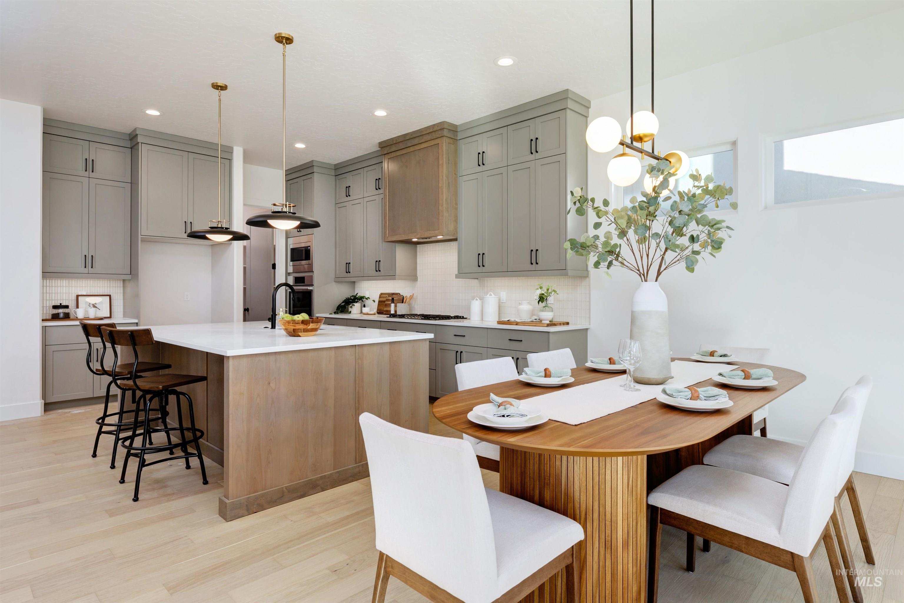 13900 N Ermine Ave, Boise, Idaho 83714, 4 Bedrooms, 3.5 Bathrooms, Residential For Sale, Price $895,092,MLS 98966719