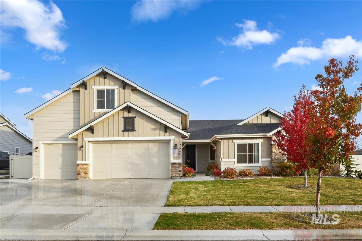 11244 W Rosette Dr, Nampa, Idaho 83686, 4 Bedrooms, 3 Bathrooms, Residential For Sale, Price $535,000,MLS 98966729