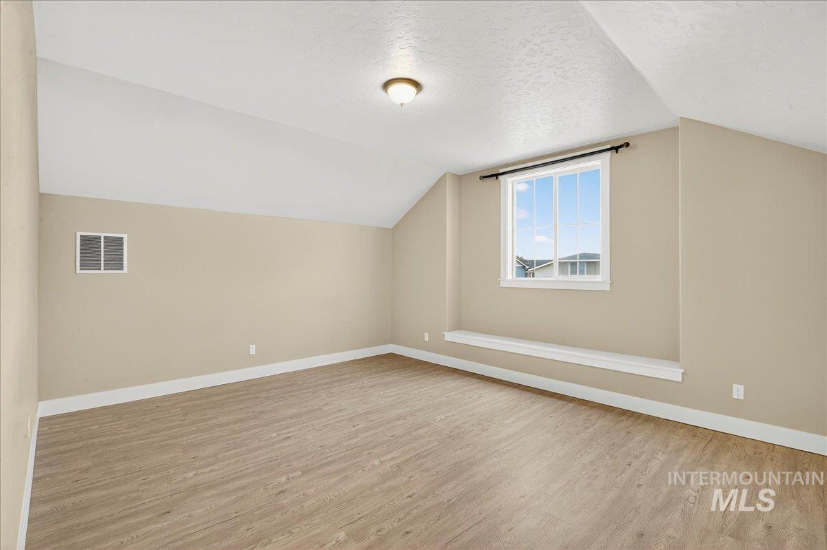 11244 W Rosette Dr, Nampa, Idaho 83686, 4 Bedrooms, 3 Bathrooms, Residential For Sale, Price $535,000,MLS 98966729