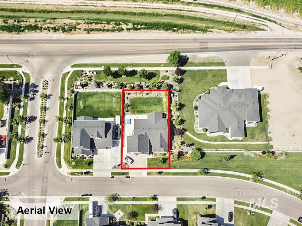 11244 W Rosette Dr, Nampa, Idaho 83686, 4 Bedrooms, 3 Bathrooms, Residential For Sale, Price $535,000,MLS 98966729