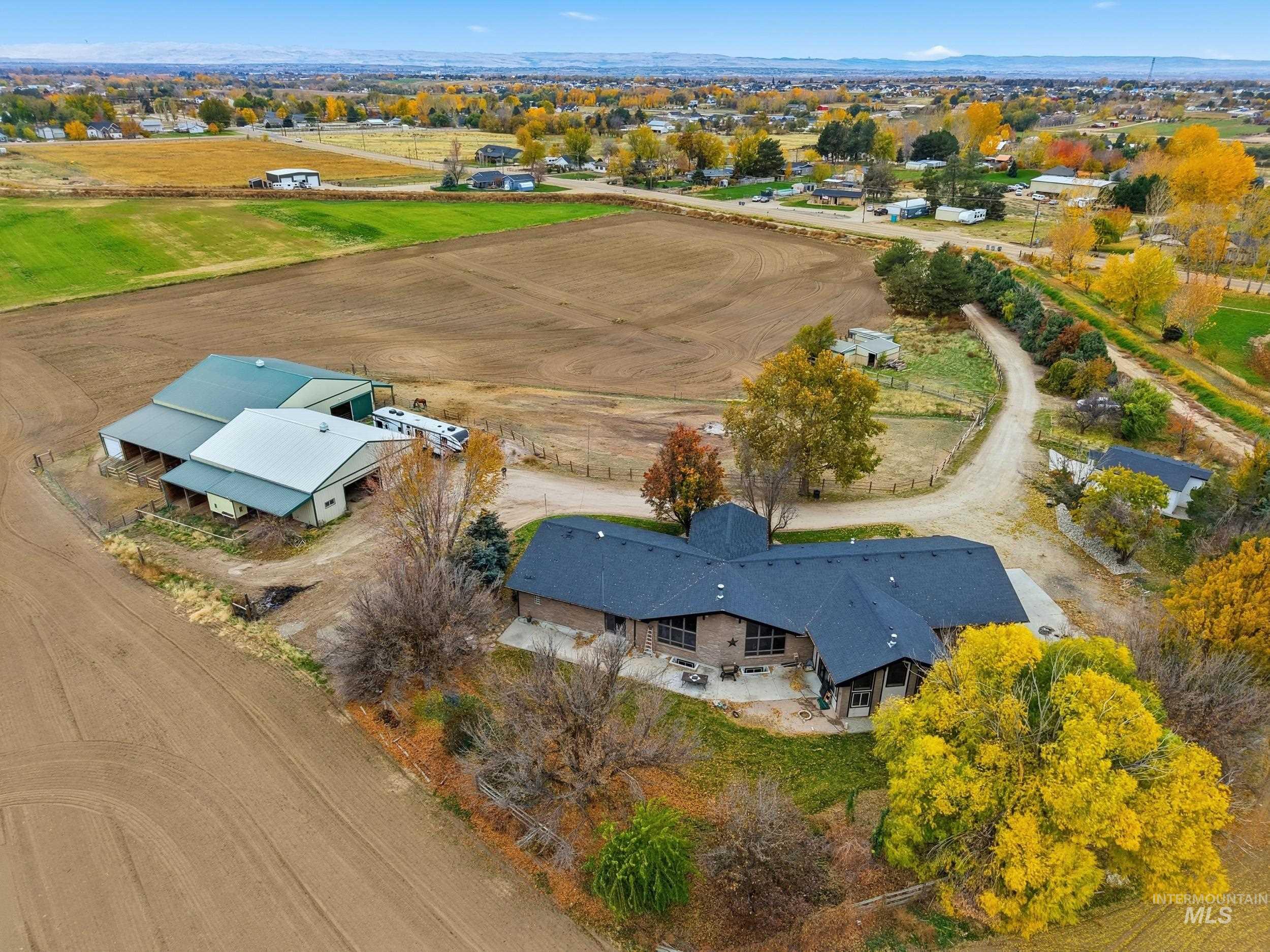 25300 Harvey Rd, Caldwell, Idaho 83607-7638, 5 Bedrooms, 3 Bathrooms, Residential For Sale, Price $1,374,939,MLS 98966745