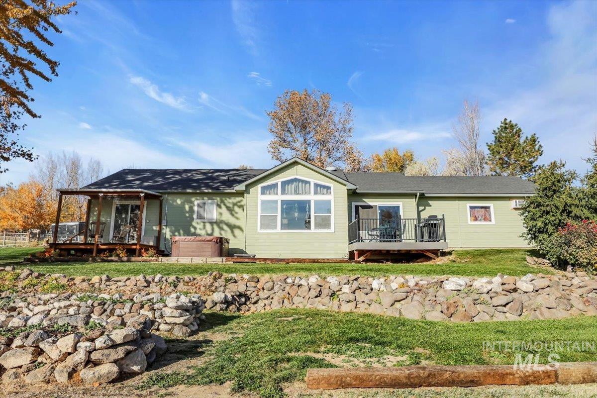 23919 Tyler Lane, Middleton, Idaho 83644, 3 Bedrooms, 2 Bathrooms, Residential For Sale, Price $719,000,MLS 98966751