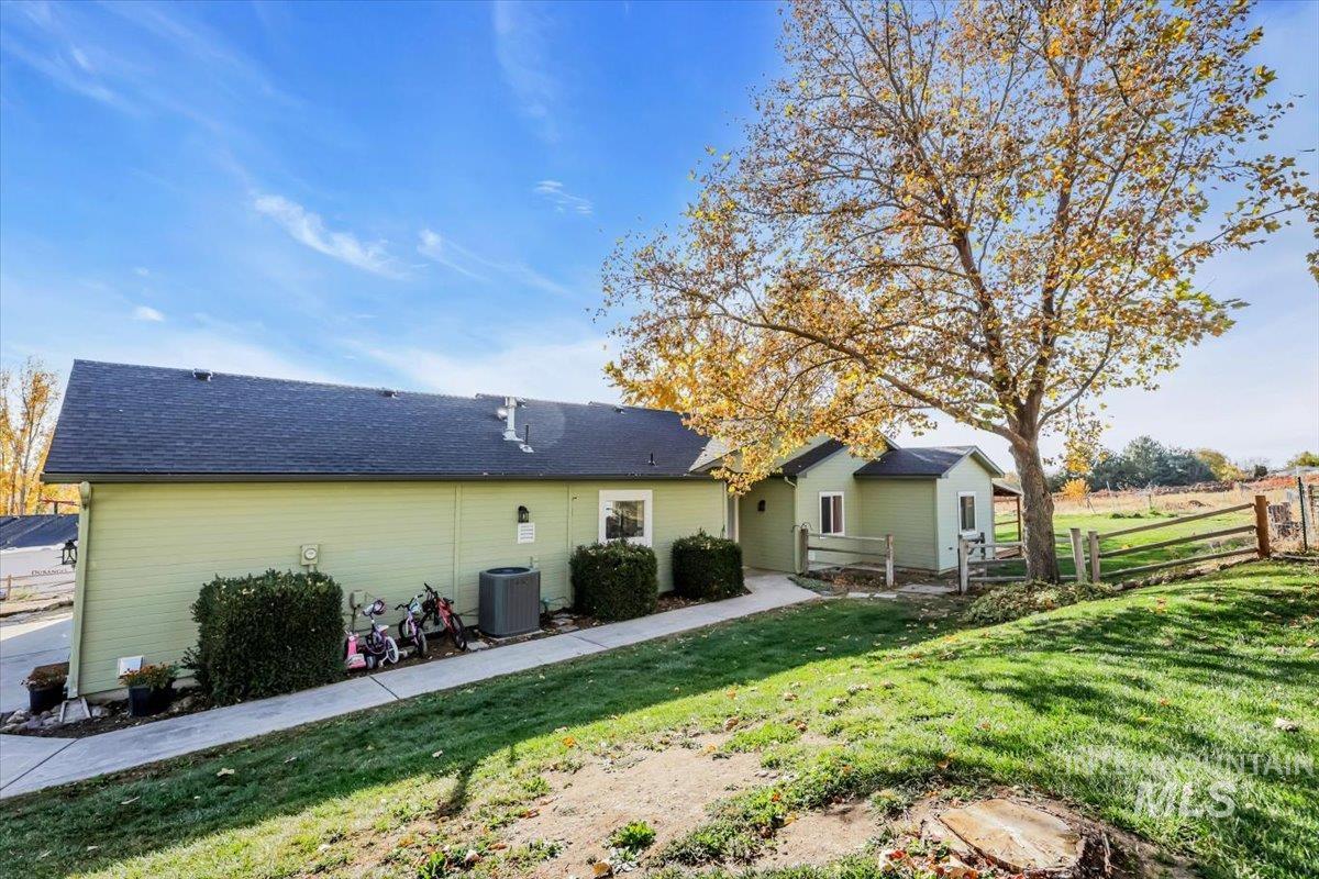 23919 Tyler Lane, Middleton, Idaho 83644, 3 Bedrooms, 2 Bathrooms, Residential For Sale, Price $719,000,MLS 98966751