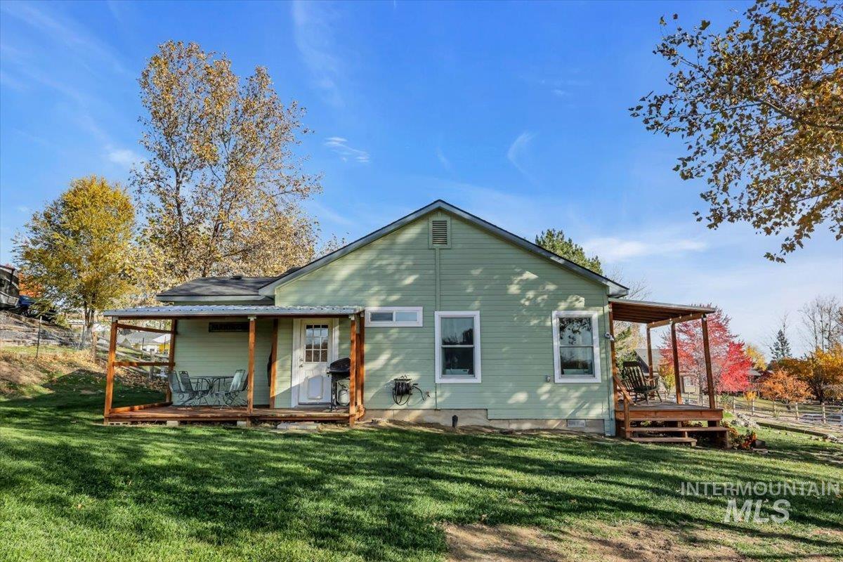 23919 Tyler Lane, Middleton, Idaho 83644, 3 Bedrooms, 2 Bathrooms, Residential For Sale, Price $719,000,MLS 98966751