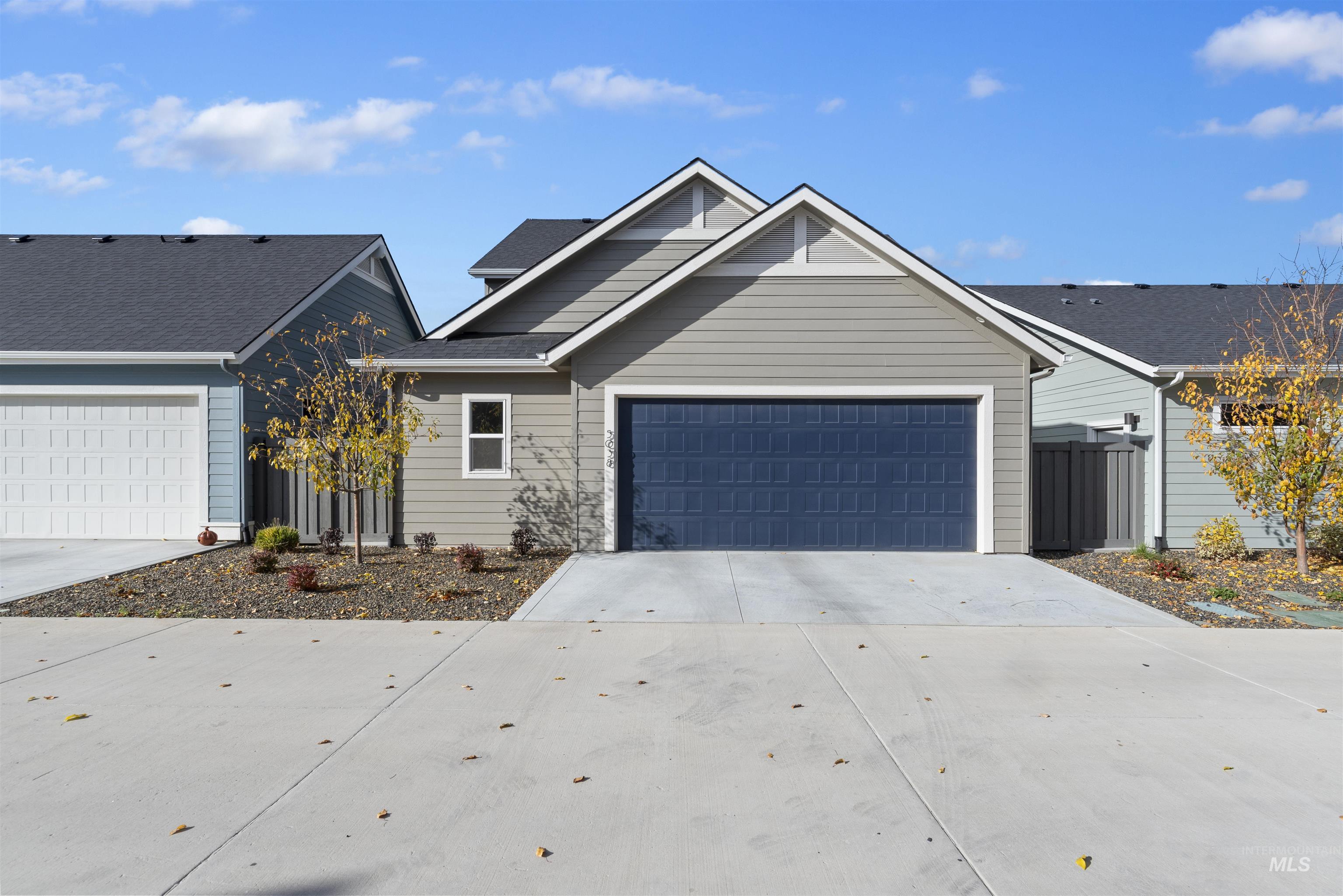 5038 S Palatino Ln, Meridian, Idaho 83642, 3 Bedrooms, 2.5 Bathrooms, Residential For Sale, Price $584,500,MLS 98966755