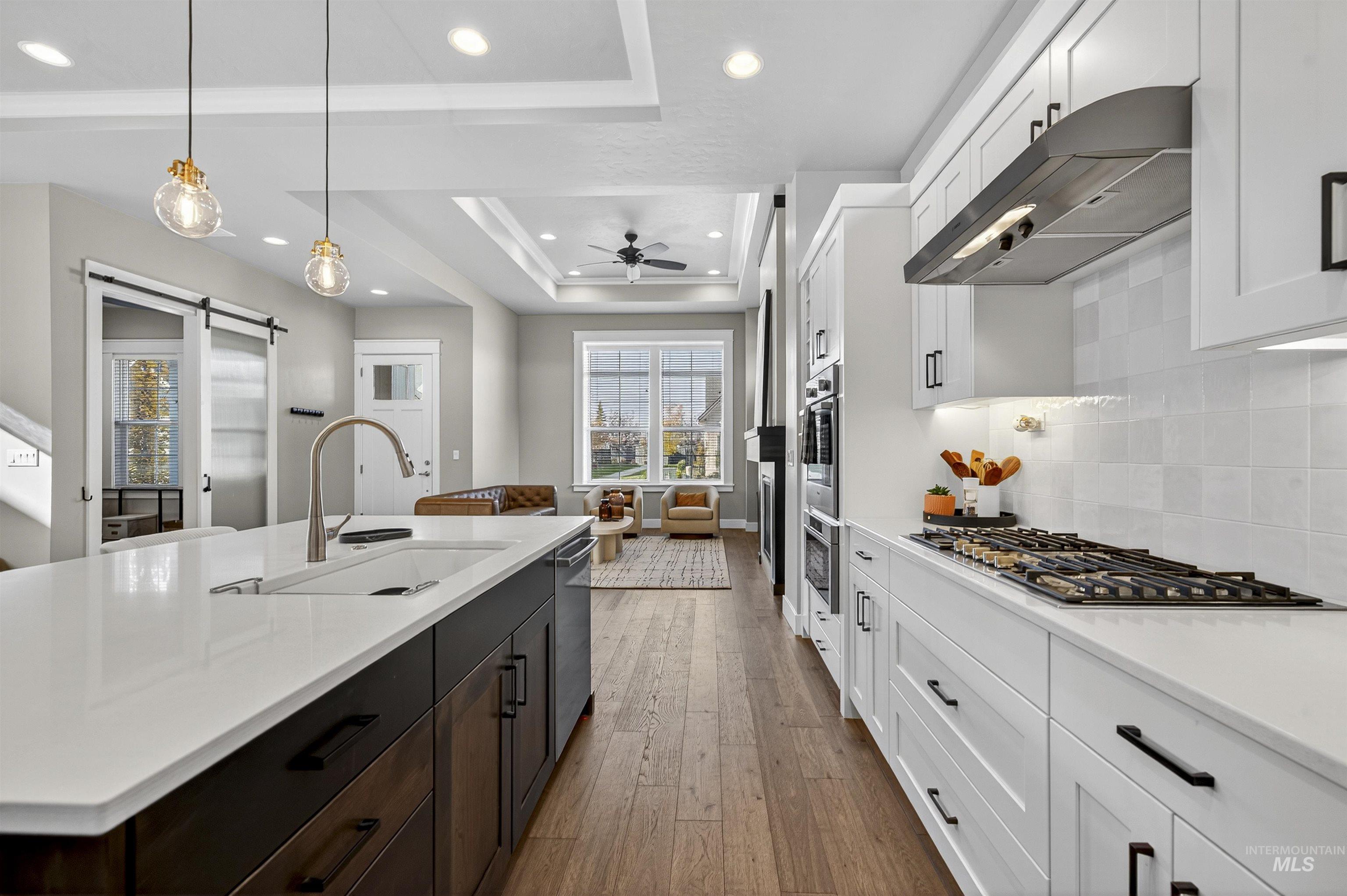 5038 S Palatino Ln, Meridian, Idaho 83642, 3 Bedrooms, 2.5 Bathrooms, Residential For Sale, Price $584,500,MLS 98966755