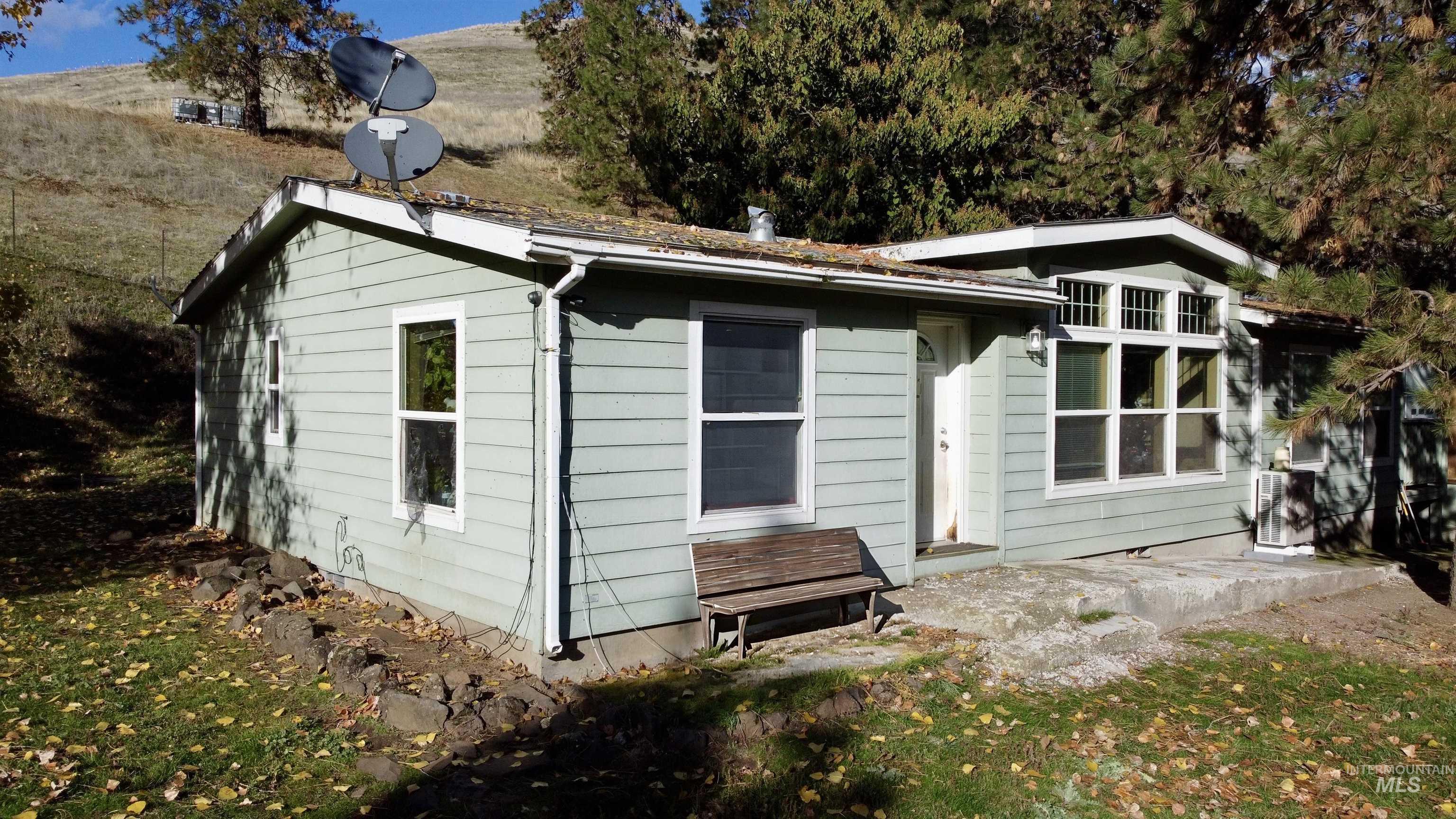 20836 Ryegrass Ln, Lenore, Idaho 83541, 3 Bedrooms, 2 Bathrooms, Residential For Sale, Price $549,000, 98966772