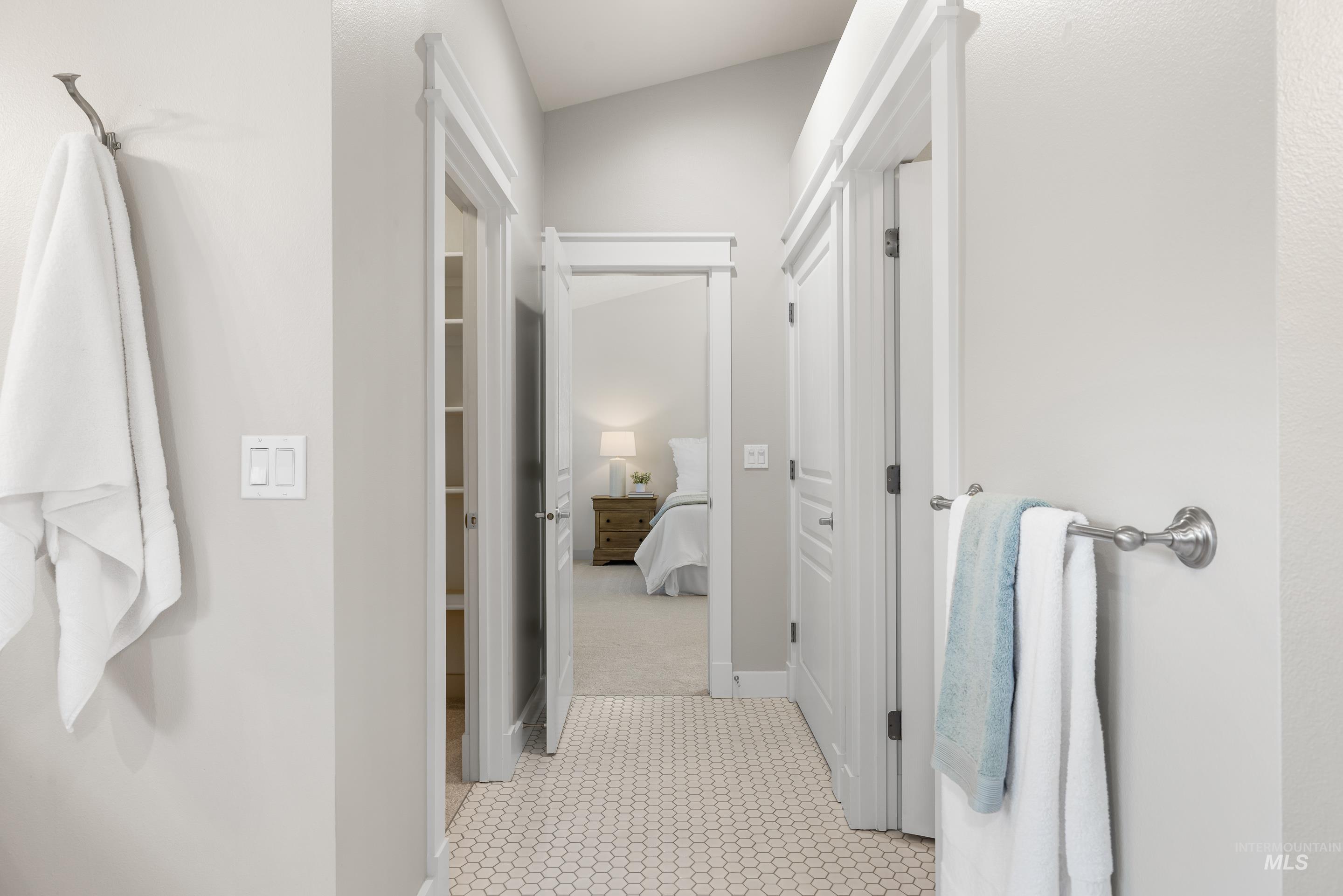 918 N Caledonia Place, Eagle, Idaho 83616, 4 Bedrooms, 2.5 Bathrooms, Residential For Sale, Price $899,900,MLS 98966806