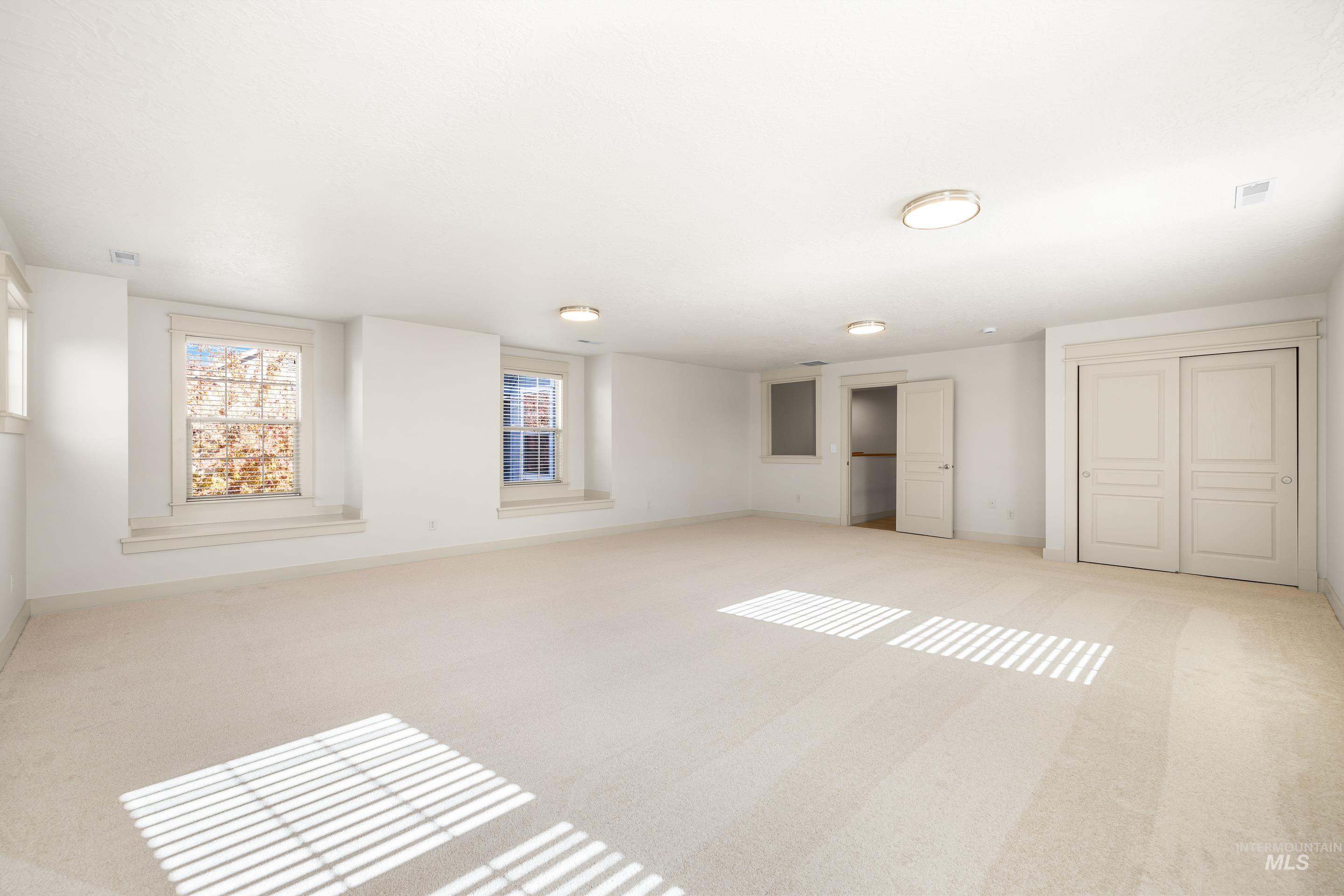 918 N Caledonia Place, Eagle, Idaho 83616, 4 Bedrooms, 2.5 Bathrooms, Residential For Sale, Price $899,900,MLS 98966806