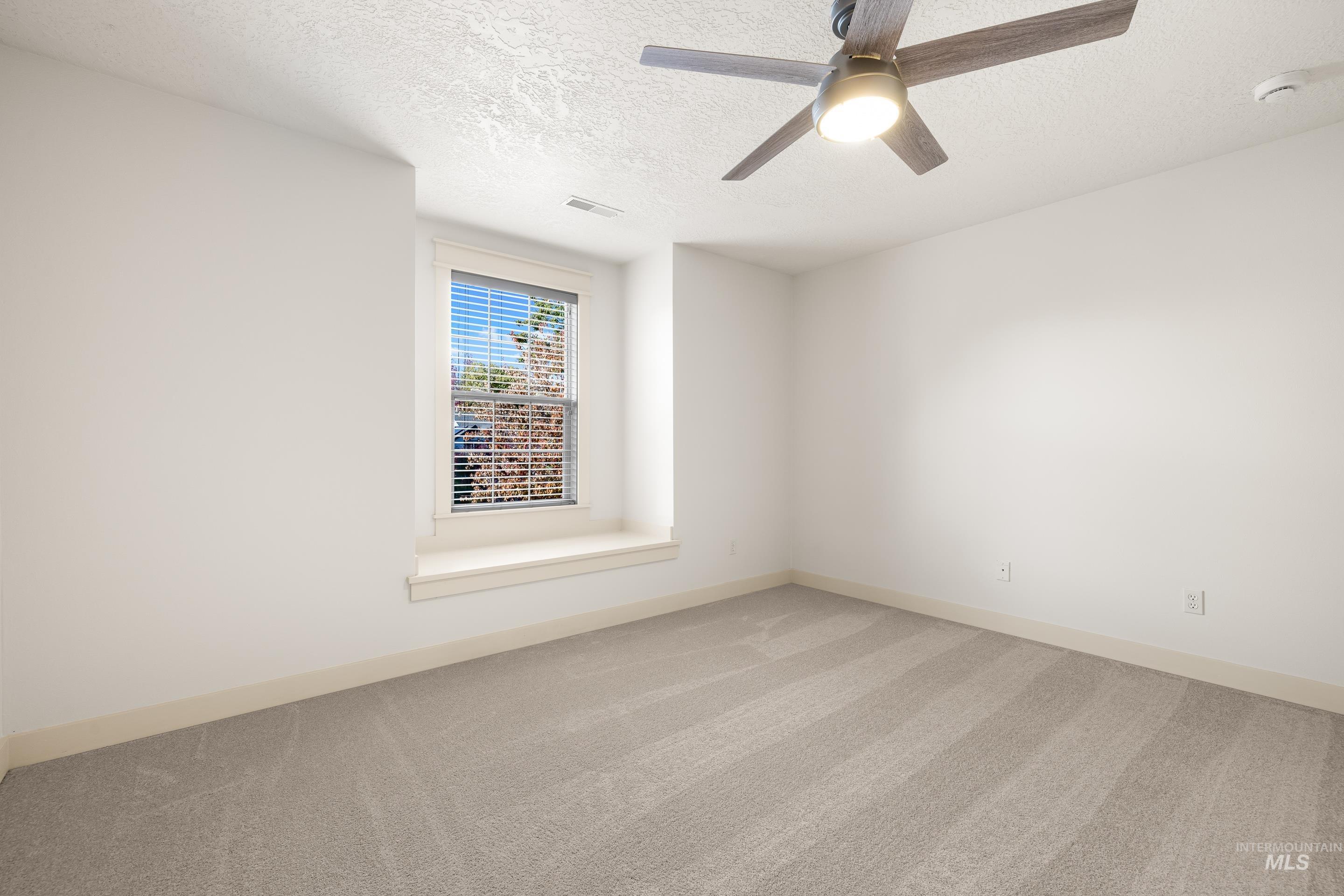 918 N Caledonia Place, Eagle, Idaho 83616, 4 Bedrooms, 2.5 Bathrooms, Residential For Sale, Price $899,900,MLS 98966806