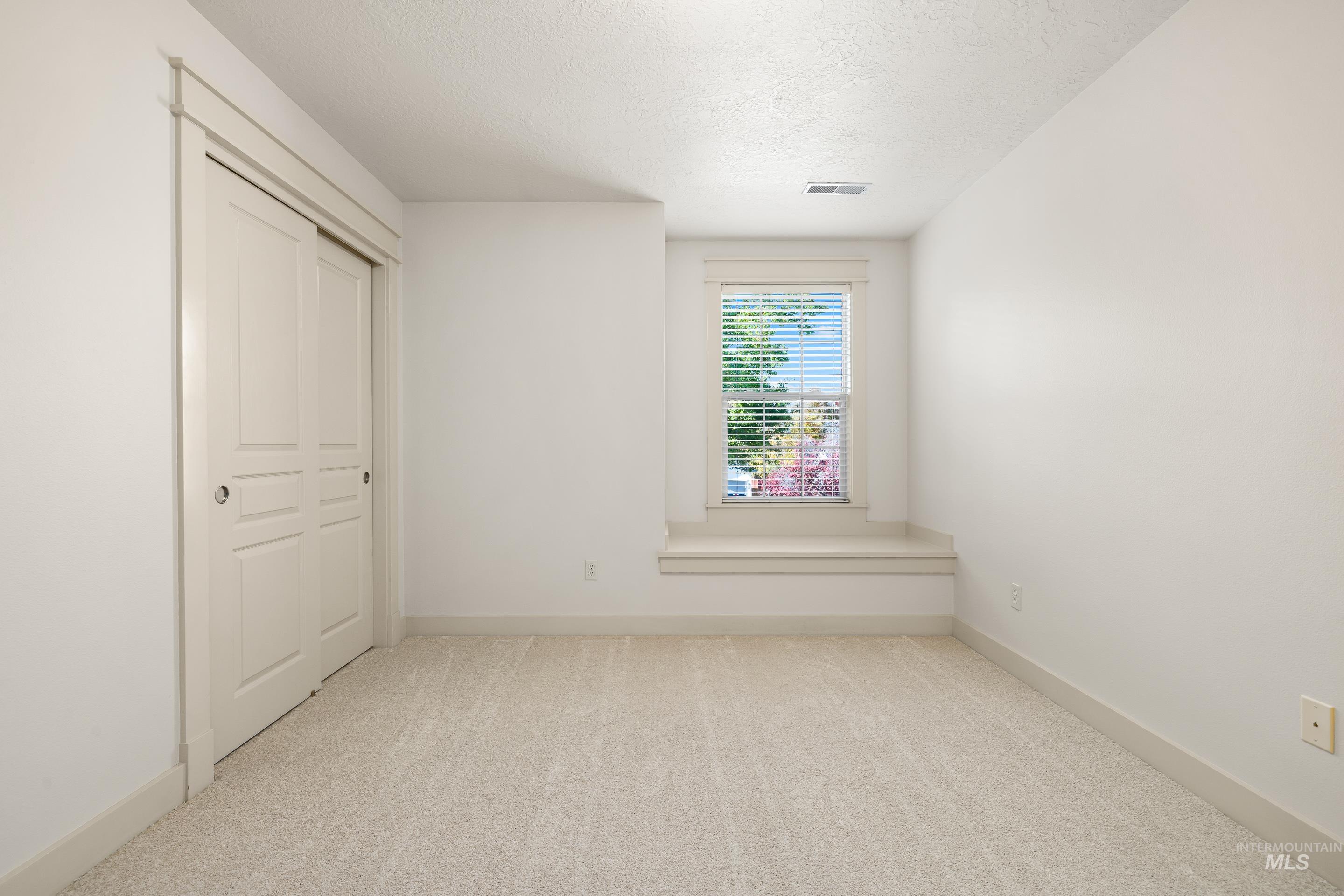 918 N Caledonia Place, Eagle, Idaho 83616, 4 Bedrooms, 2.5 Bathrooms, Residential For Sale, Price $899,900,MLS 98966806