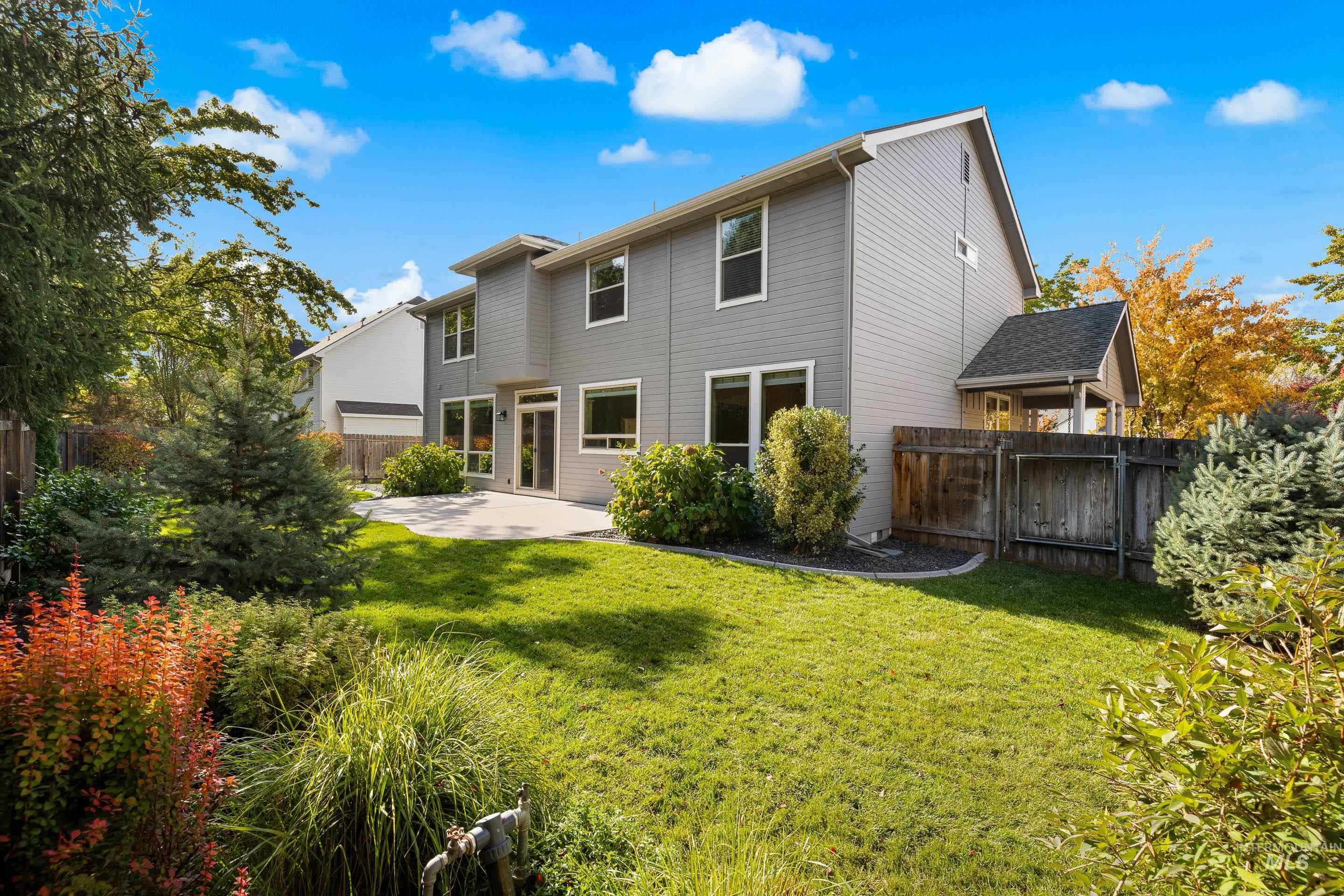 918 N Caledonia Place, Eagle, Idaho 83616, 4 Bedrooms, 2.5 Bathrooms, Residential For Sale, Price $899,900,MLS 98966806