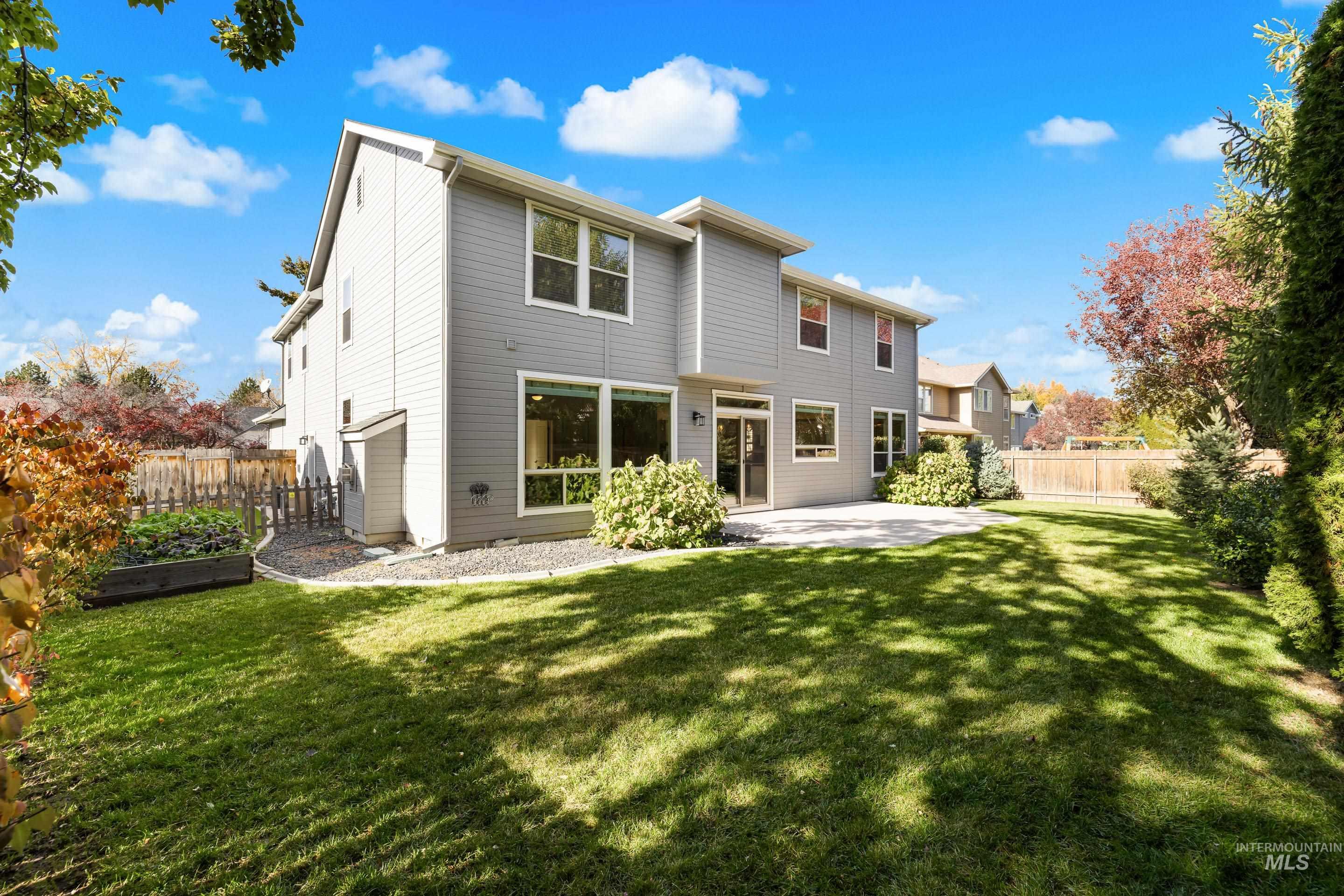 918 N Caledonia Place, Eagle, Idaho 83616, 4 Bedrooms, 2.5 Bathrooms, Residential For Sale, Price $899,900,MLS 98966806