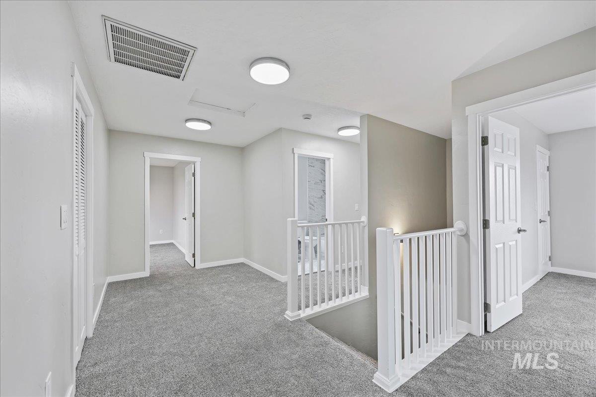 16918 Elsinore Ave, Caldwell, Idaho 83607, 4 Bedrooms, 2.5 Bathrooms, Residential For Sale, Price $389,000,MLS 98966813