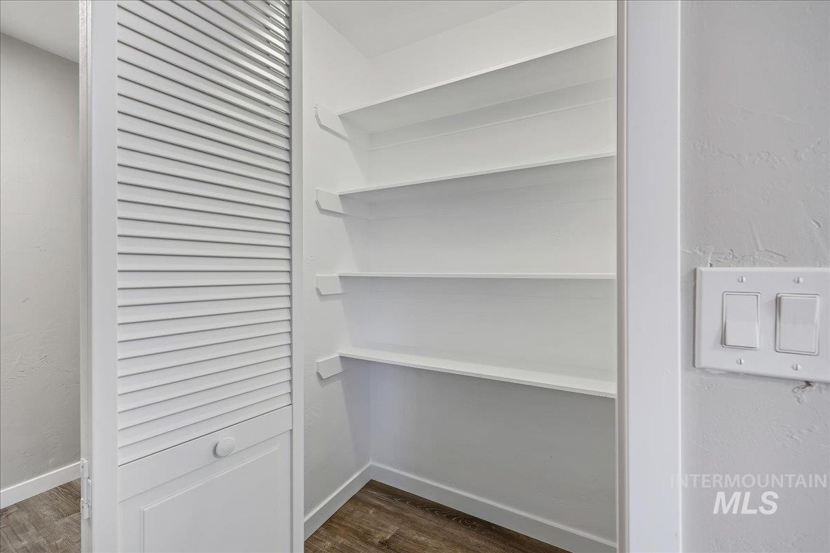 16918 Elsinore Ave, Caldwell, Idaho 83607, 4 Bedrooms, 2.5 Bathrooms, Residential For Sale, Price $389,000,MLS 98966813