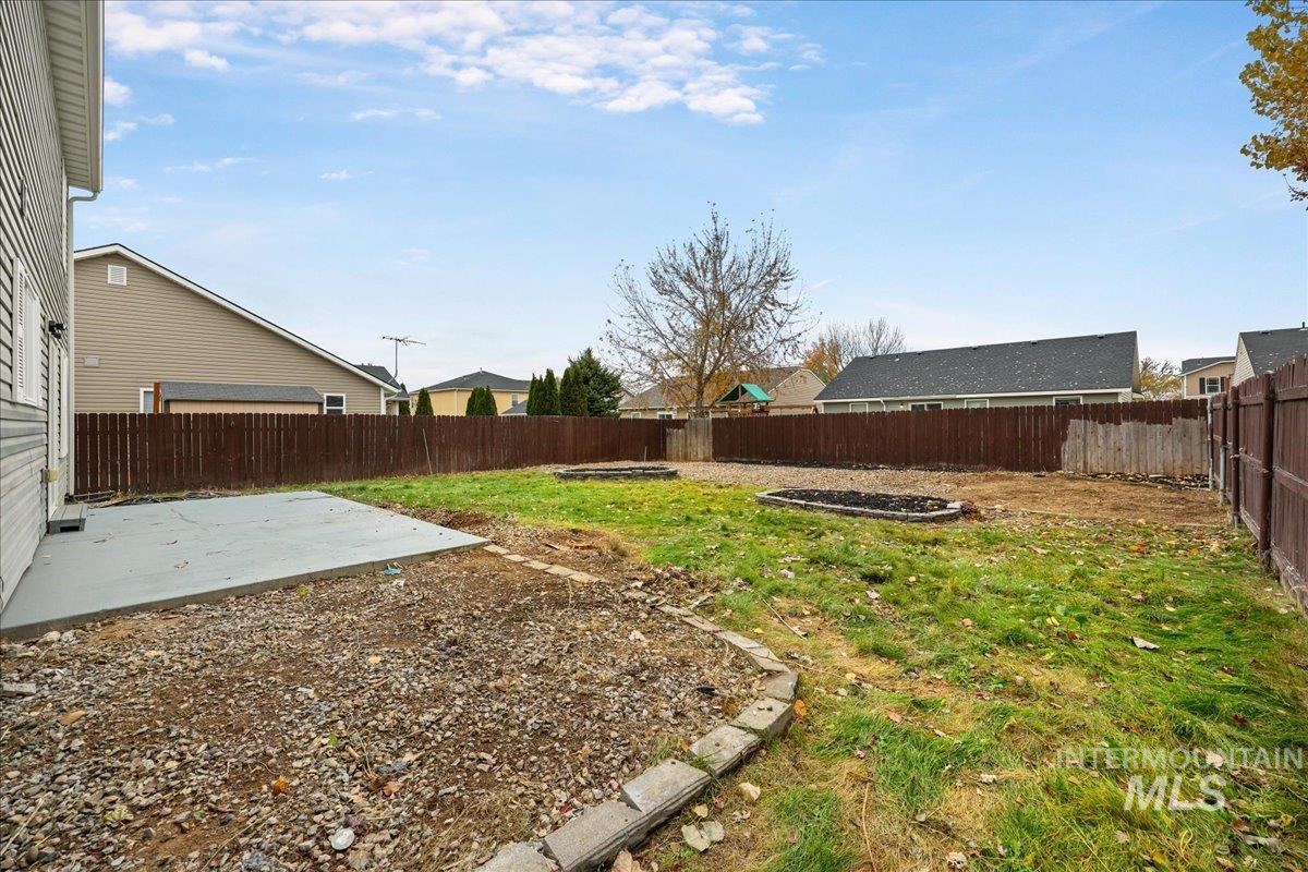 16918 Elsinore Ave, Caldwell, Idaho 83607, 4 Bedrooms, 2.5 Bathrooms, Residential For Sale, Price $389,000,MLS 98966813