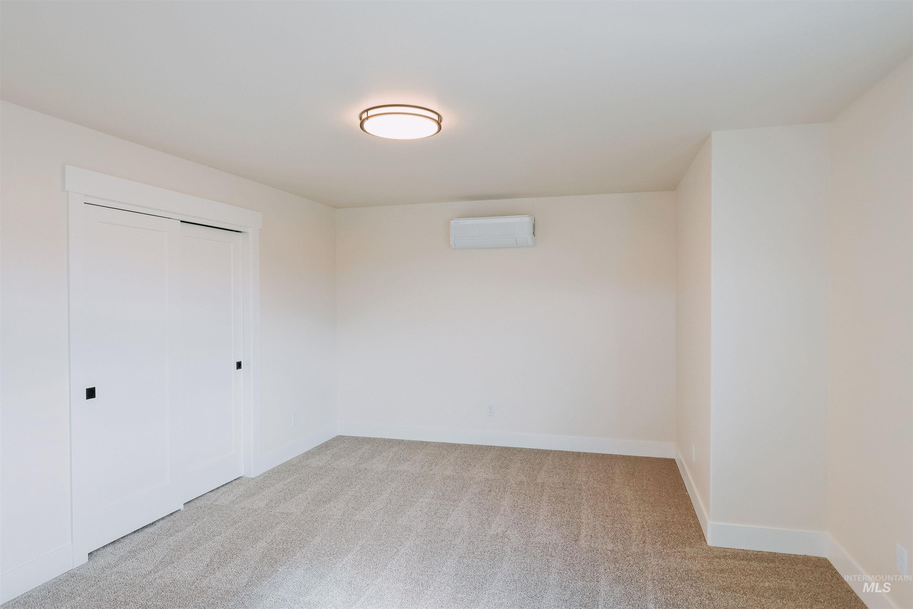 10 North Creek Way, Cascade, Idaho 83611, 3 Bedrooms, 3 Bathrooms, Residential For Sale, Price $549,000, 98966821