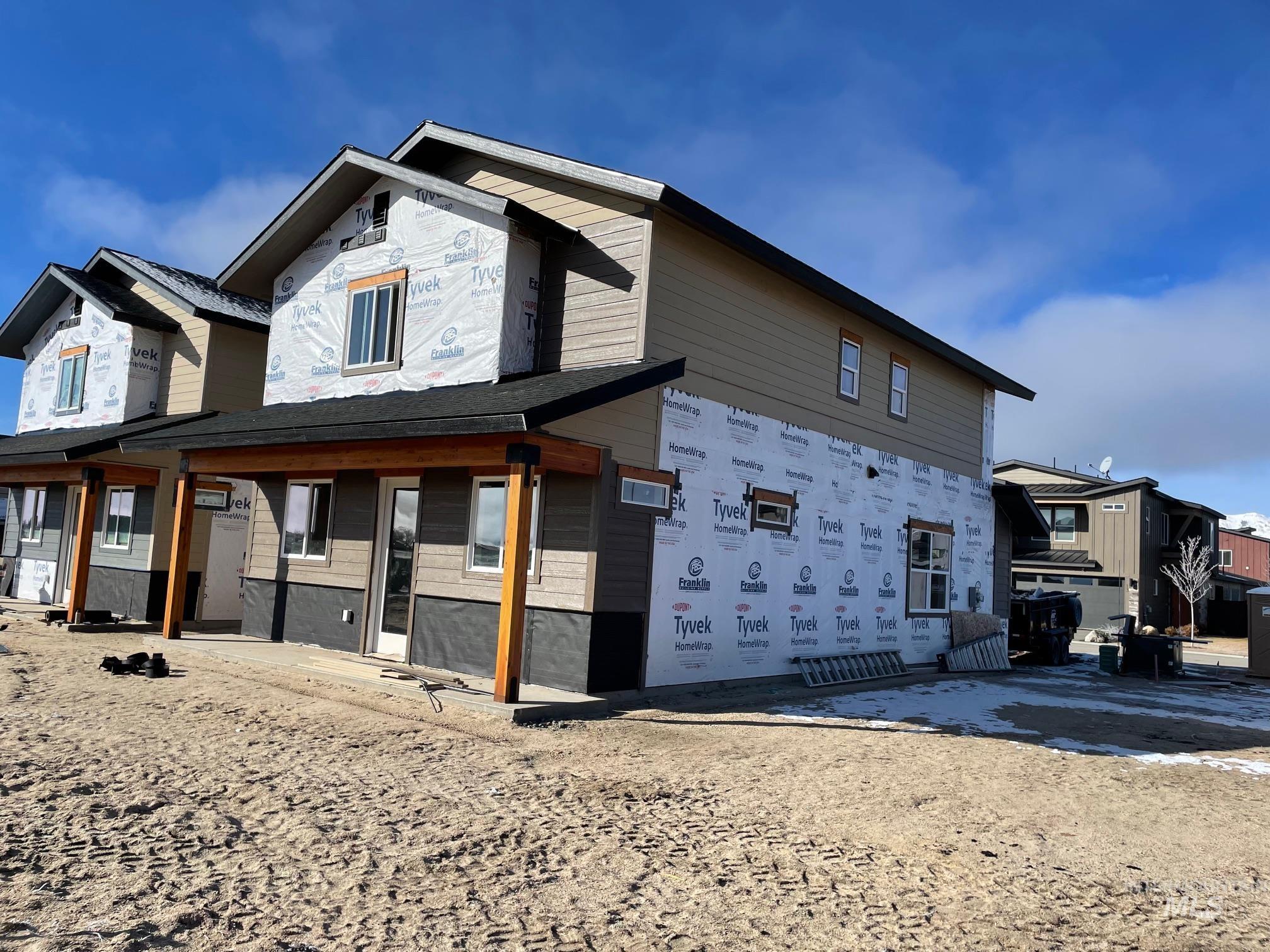 12 North Creek Way, Cascade, Idaho 83611, 3 Bedrooms, 3 Bathrooms, Residential For Sale, Price $549,000,MLS 98966823