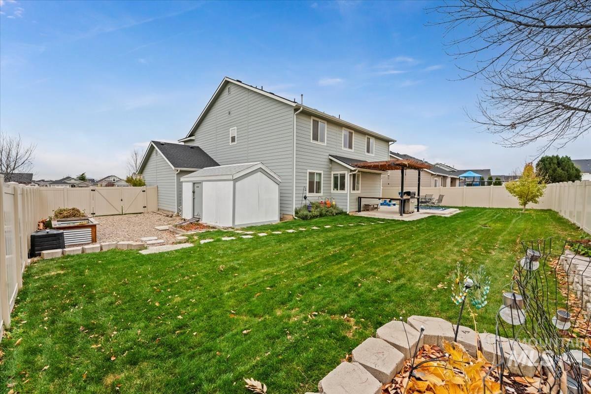 4585 W Everest St, Meridian, Idaho 83646, 5 Bedrooms, 2.5 Bathrooms, Residential For Sale, Price $549,000,MLS 98966828